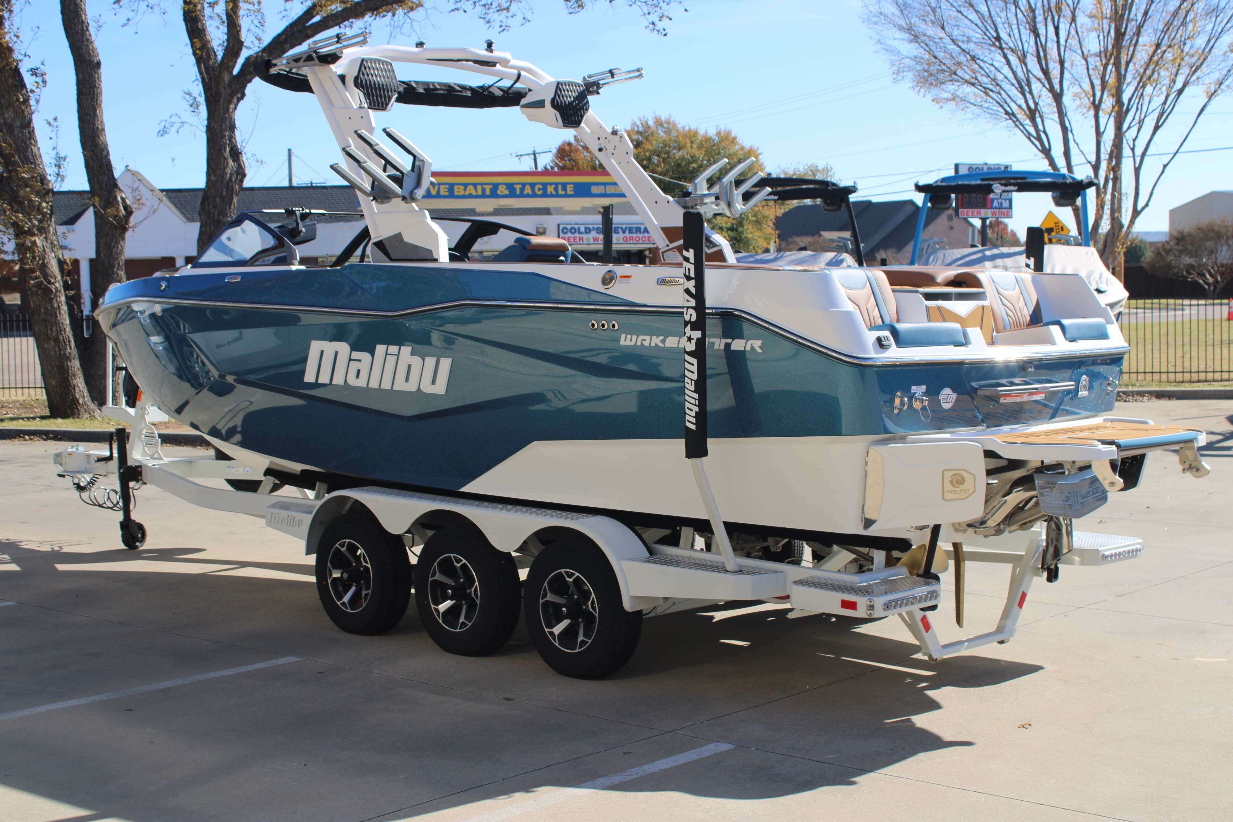 2026 Malibu Boats Wakesetter 25 LSV-5