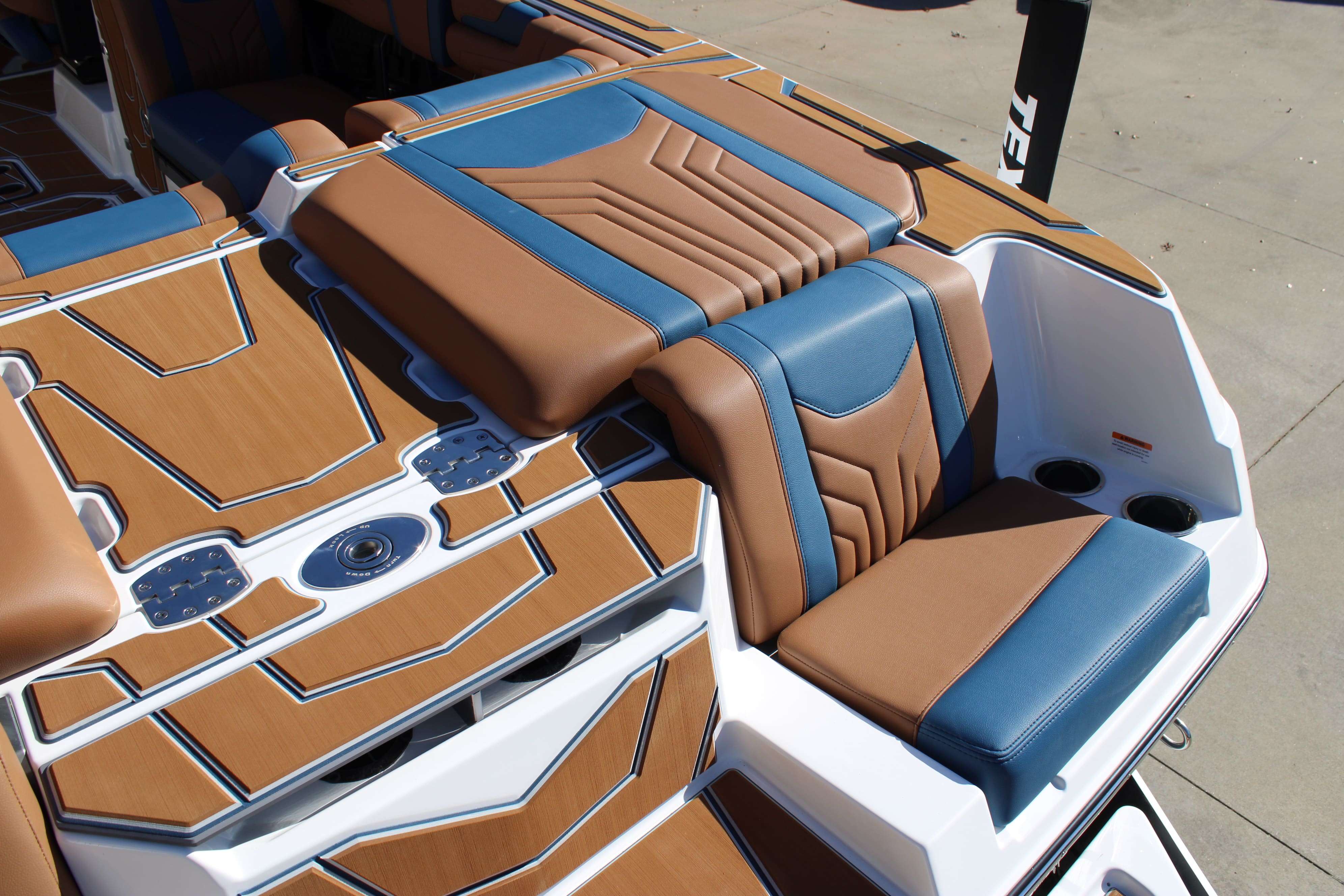 2026 Malibu Boats Wakesetter 25 LSV-9