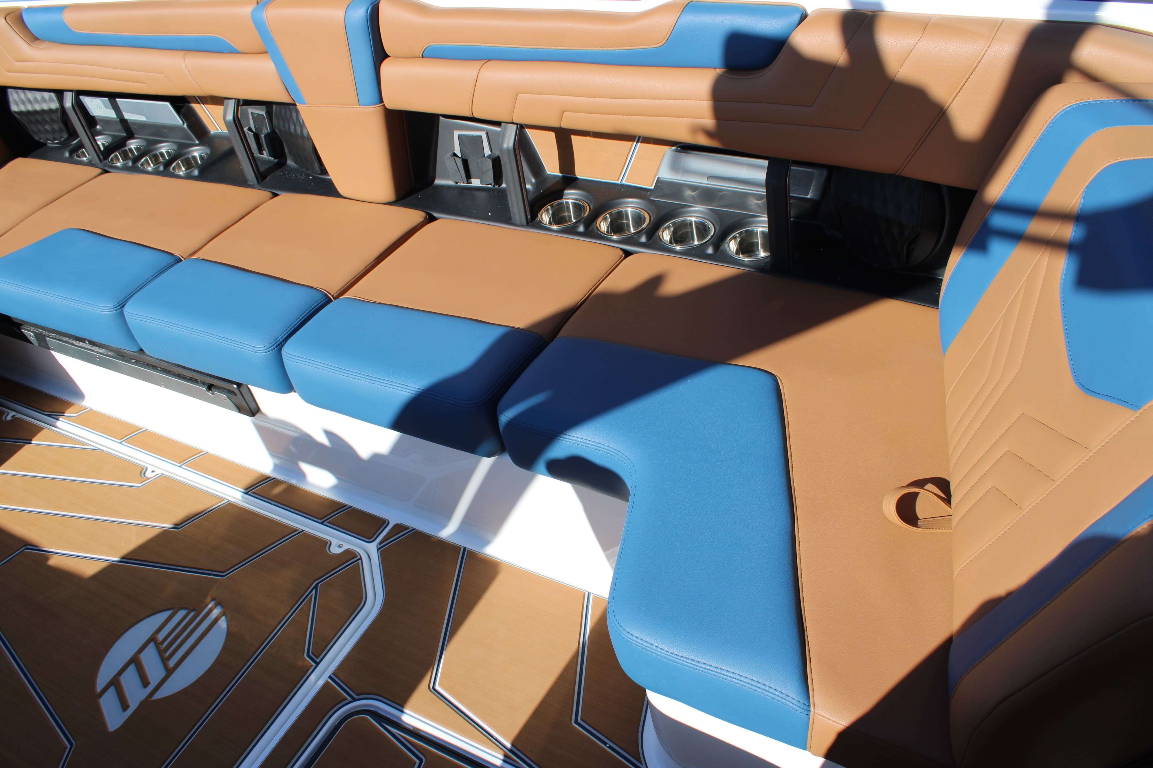 2026 Malibu Boats Wakesetter 25 LSV-17