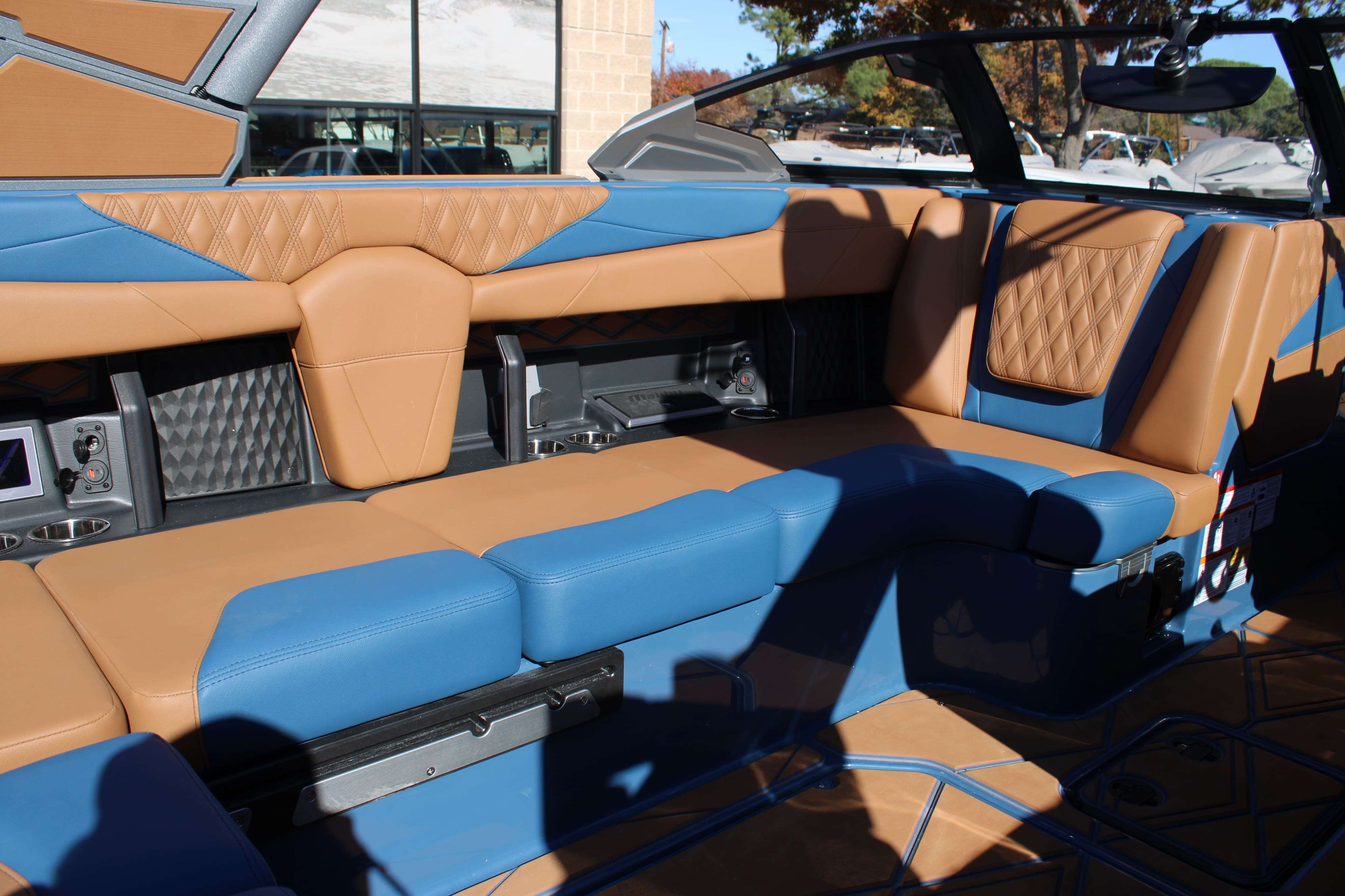 2026 Malibu Boats M230-17