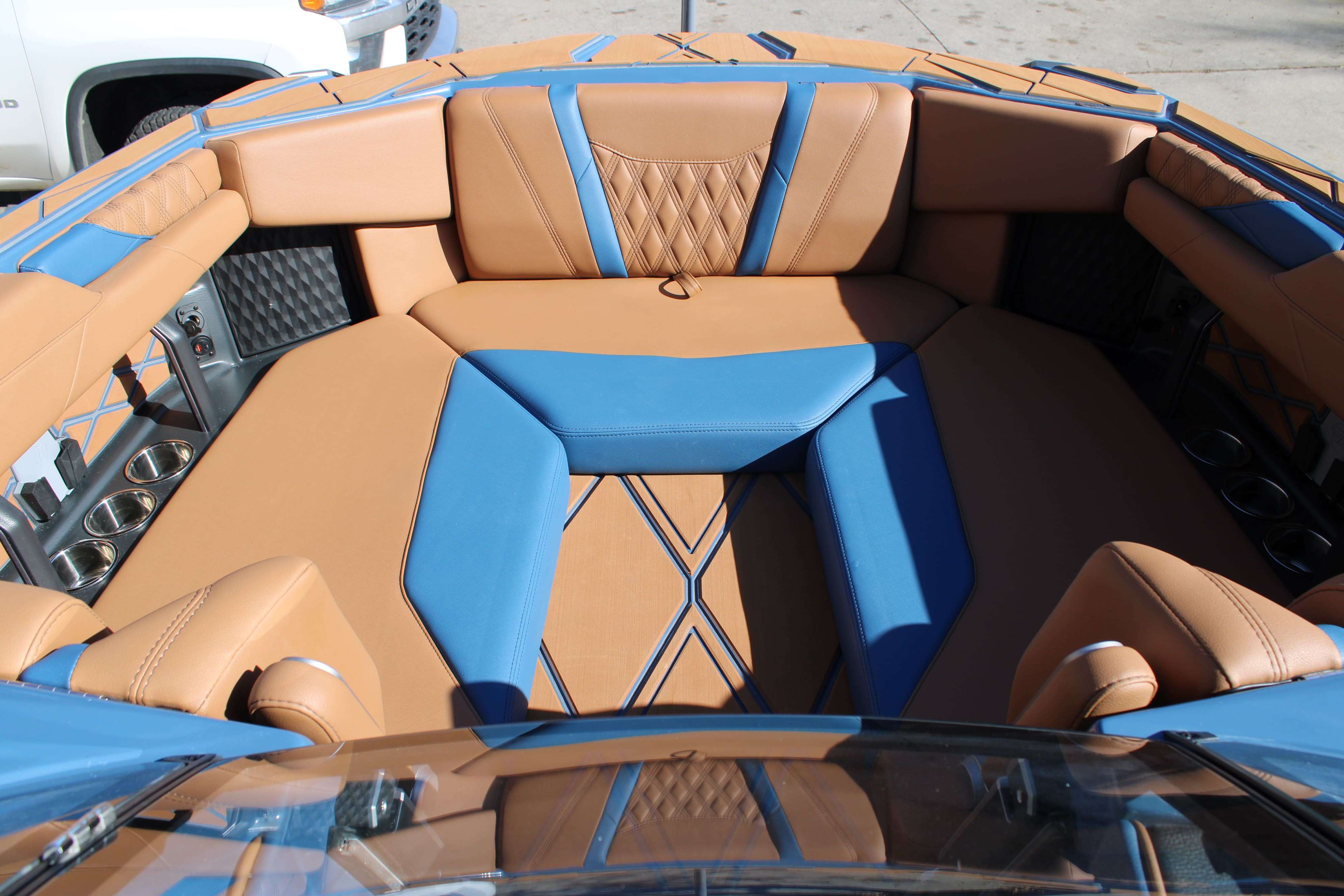 2026 Malibu Boats M230-19