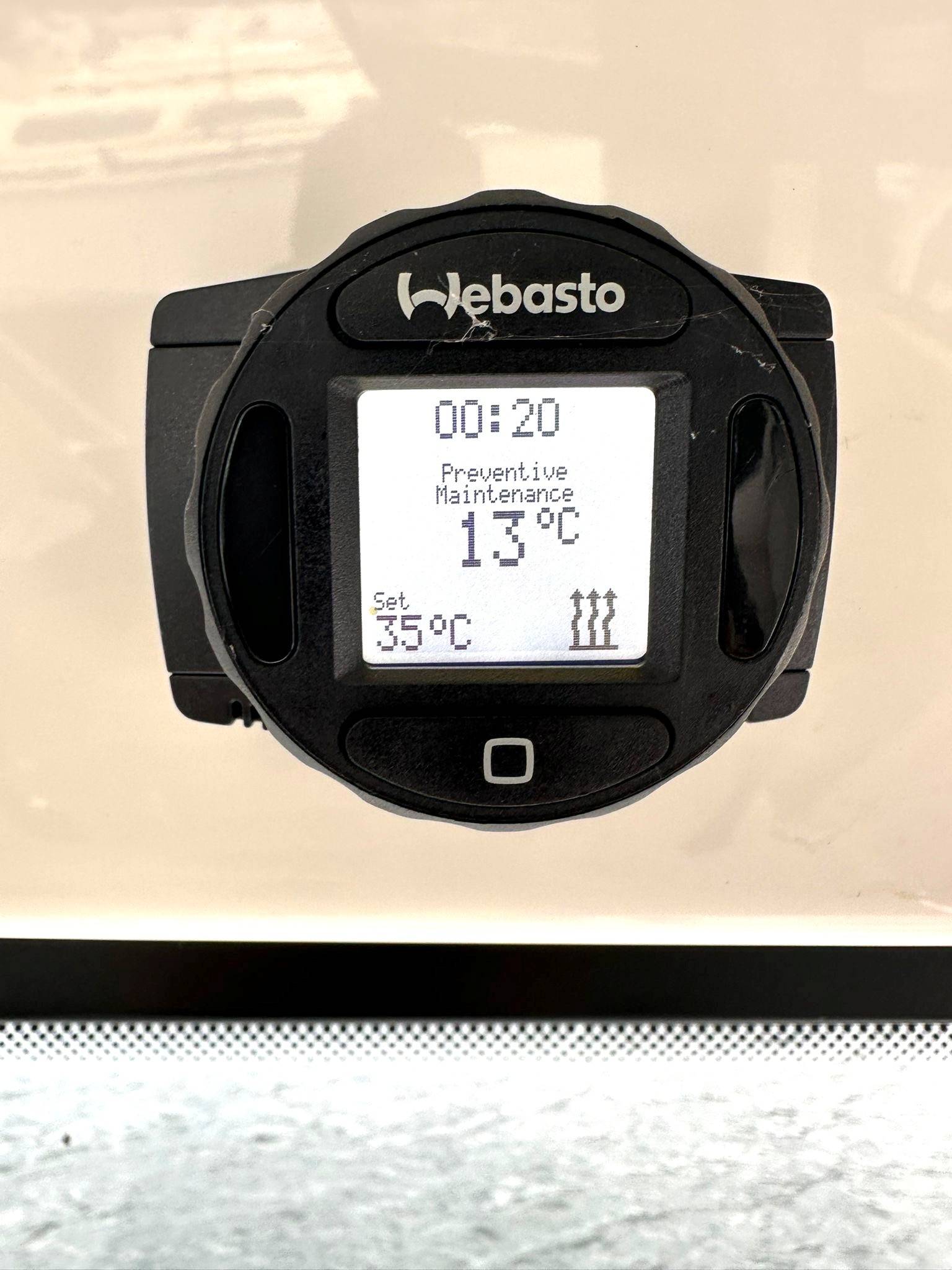 Pre-Owned 2021 Boston whaler 325 Conquest for Sale | Vancouver, BC | M&P Yacht Centre