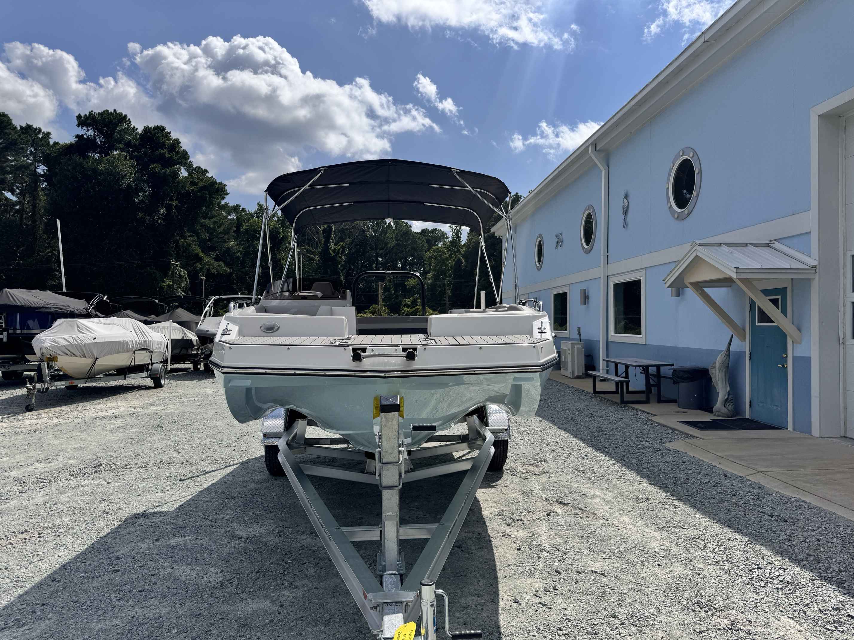 2026 Starcraft SVX 211 OB-2