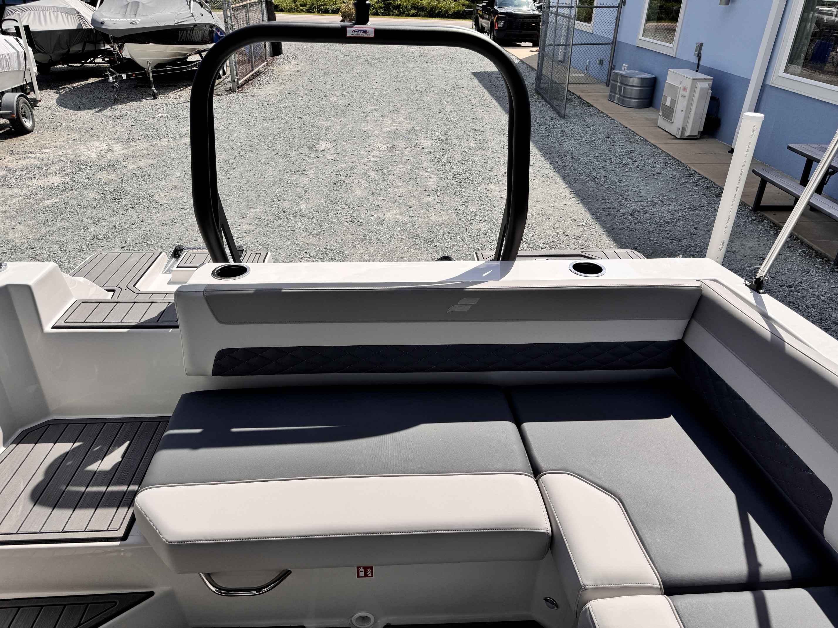 2026 Starcraft SVX 211 OB-11