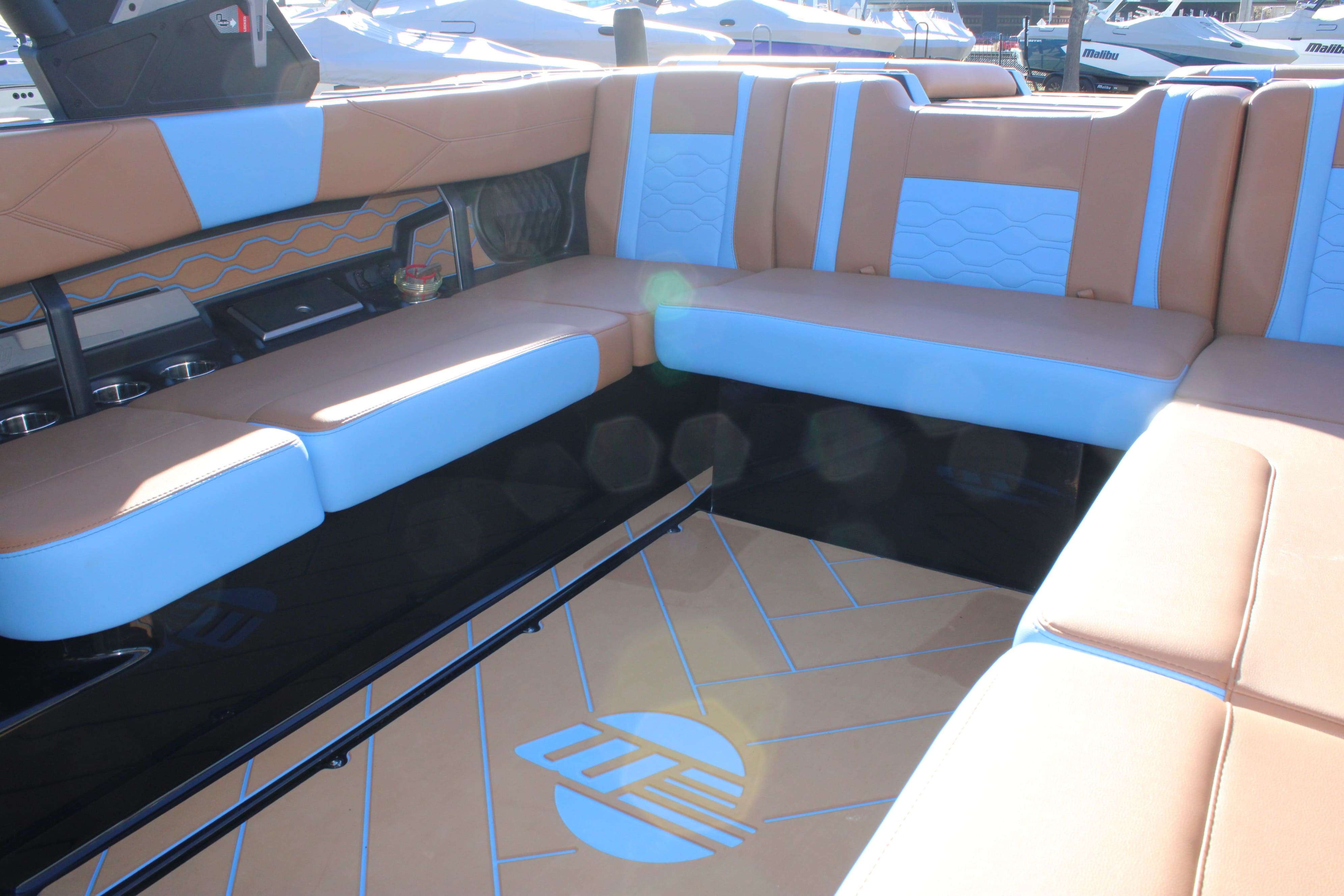 2025 Malibu Boats Wakesetter 23 LSV-13