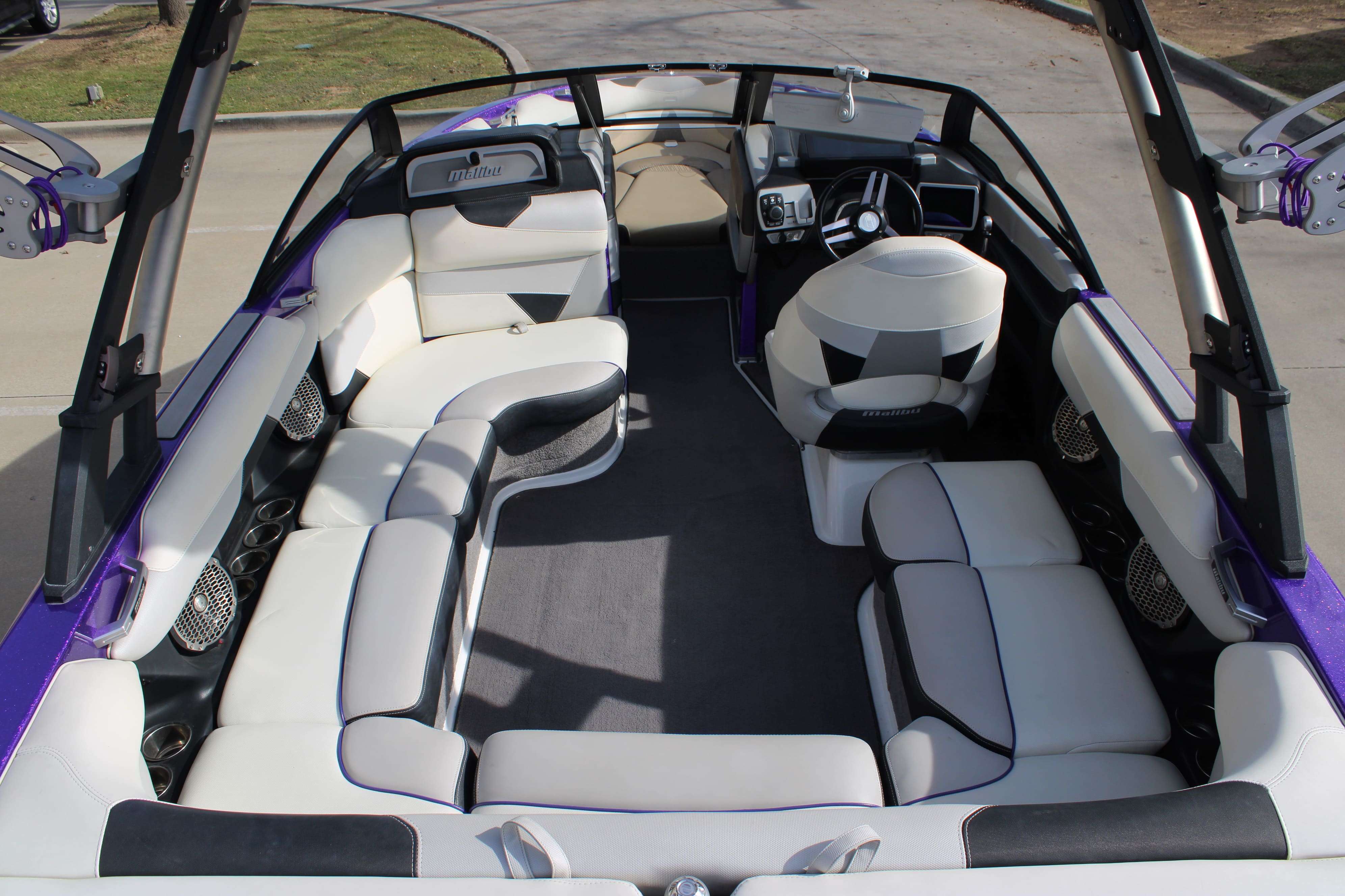 2016 Malibu Boats Wakesetter 22 VLX-11