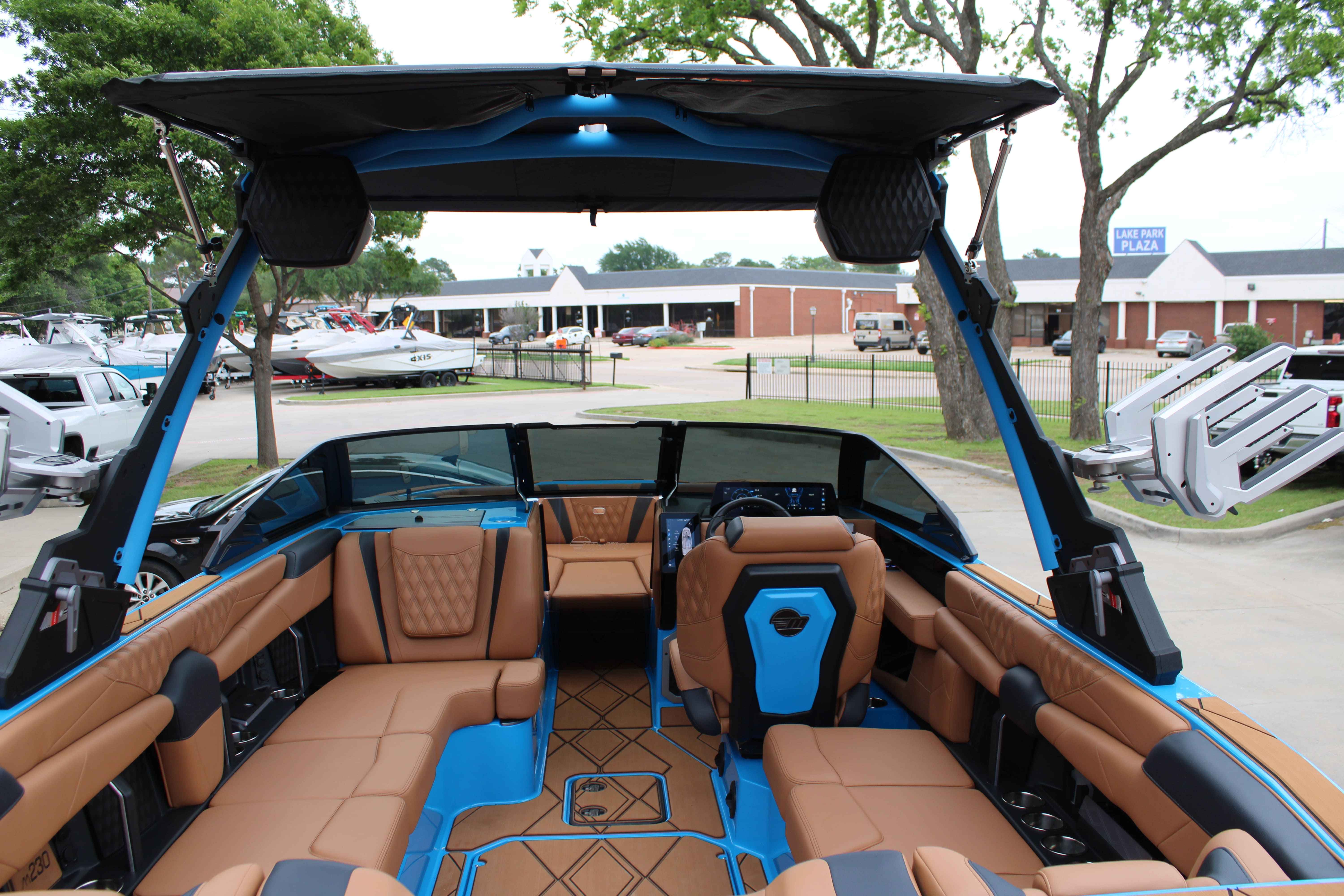 2025 Malibu Boats M230-10