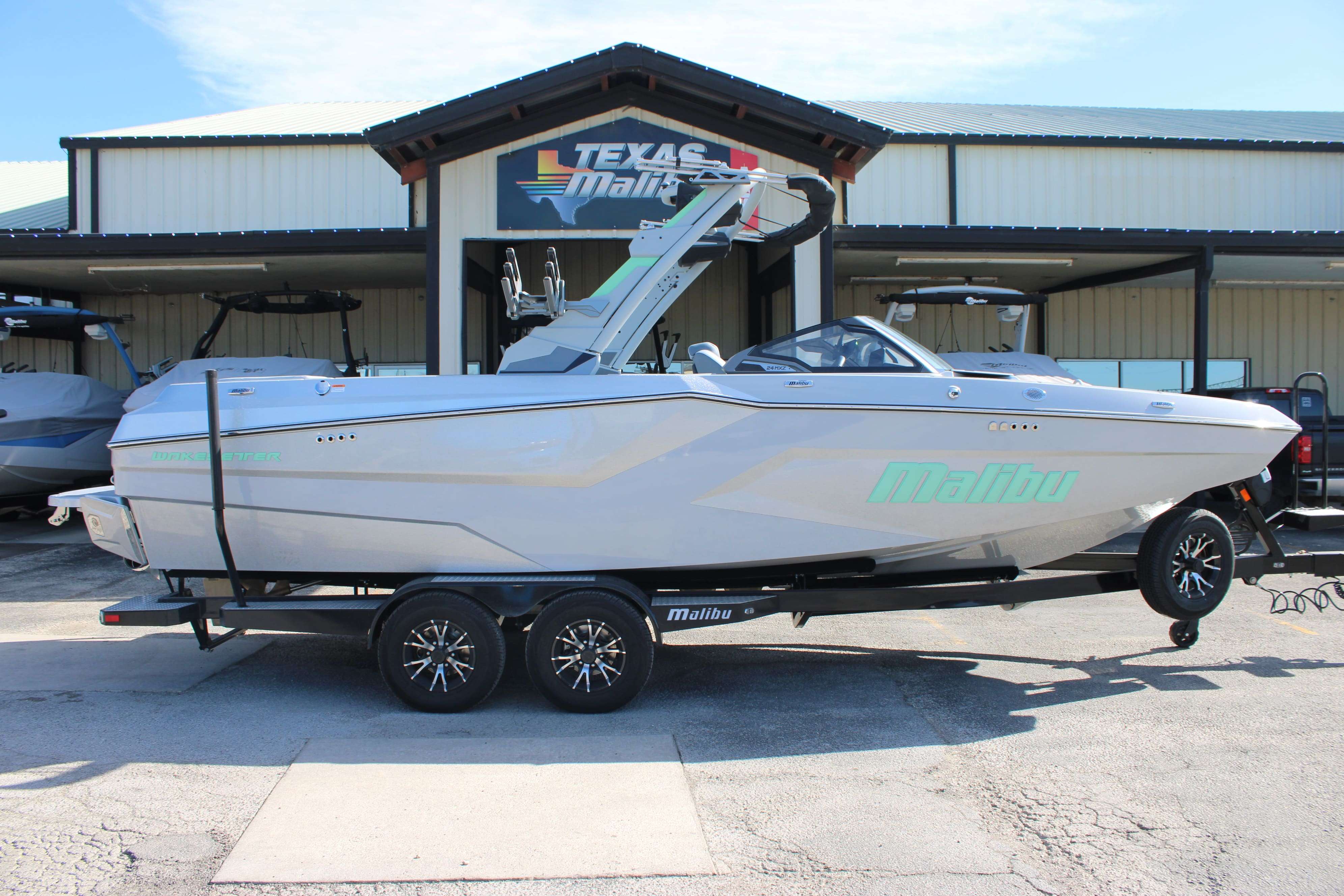 2026 Malibu Boats Wakesetter 24 MXZ
