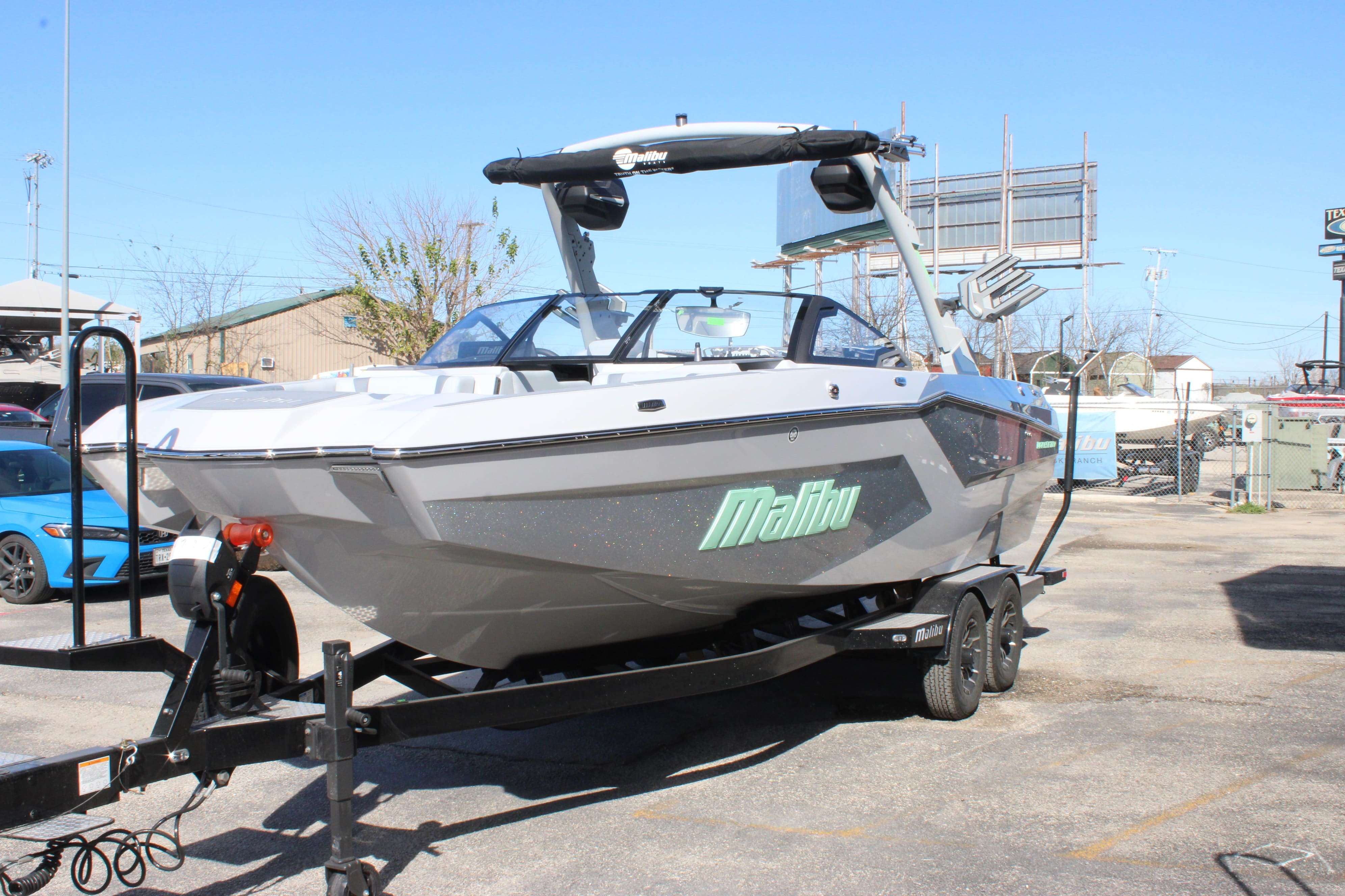 2026 Malibu Boats Wakesetter 24 MXZ-4