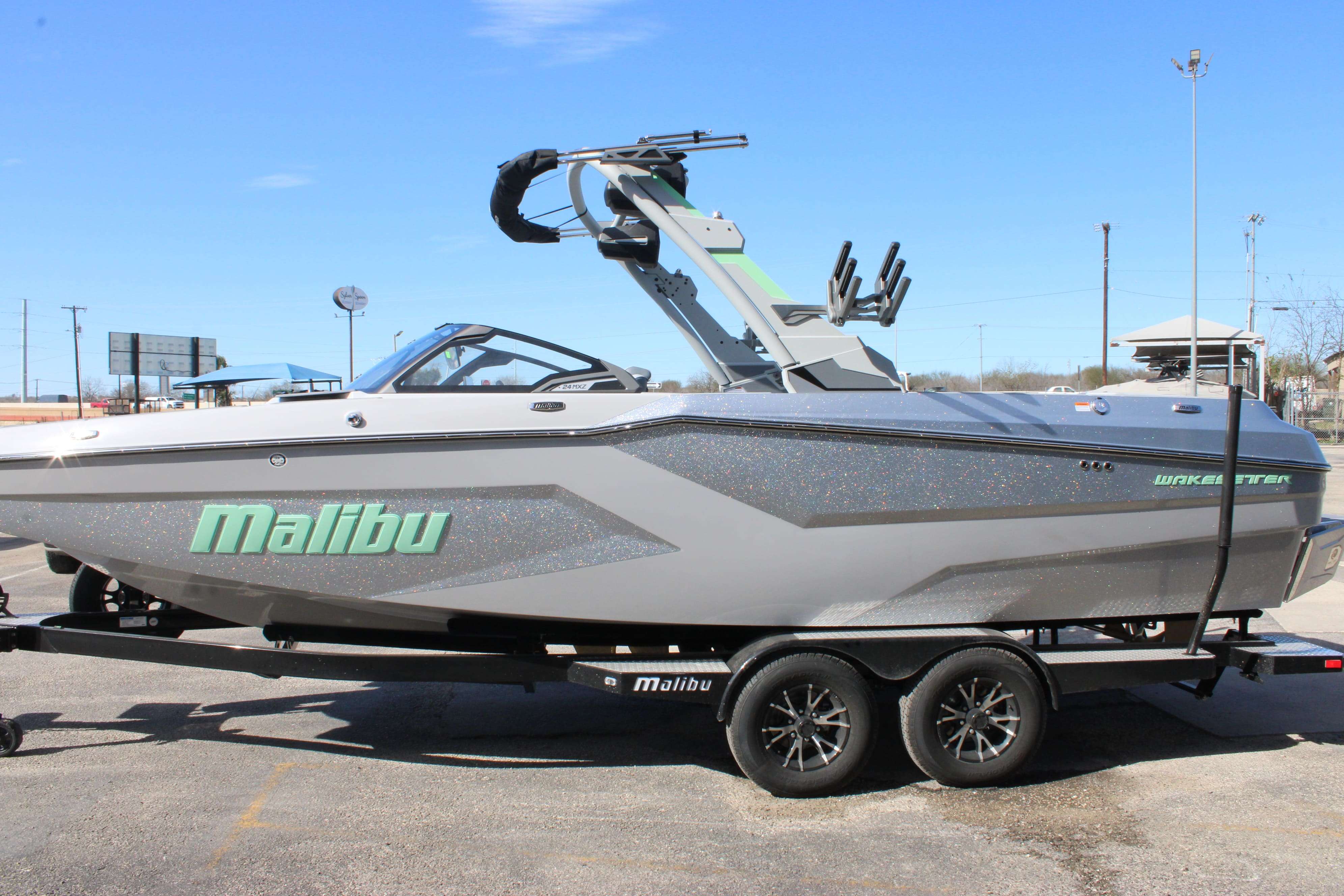 2026 Malibu Boats Wakesetter 24 MXZ-5
