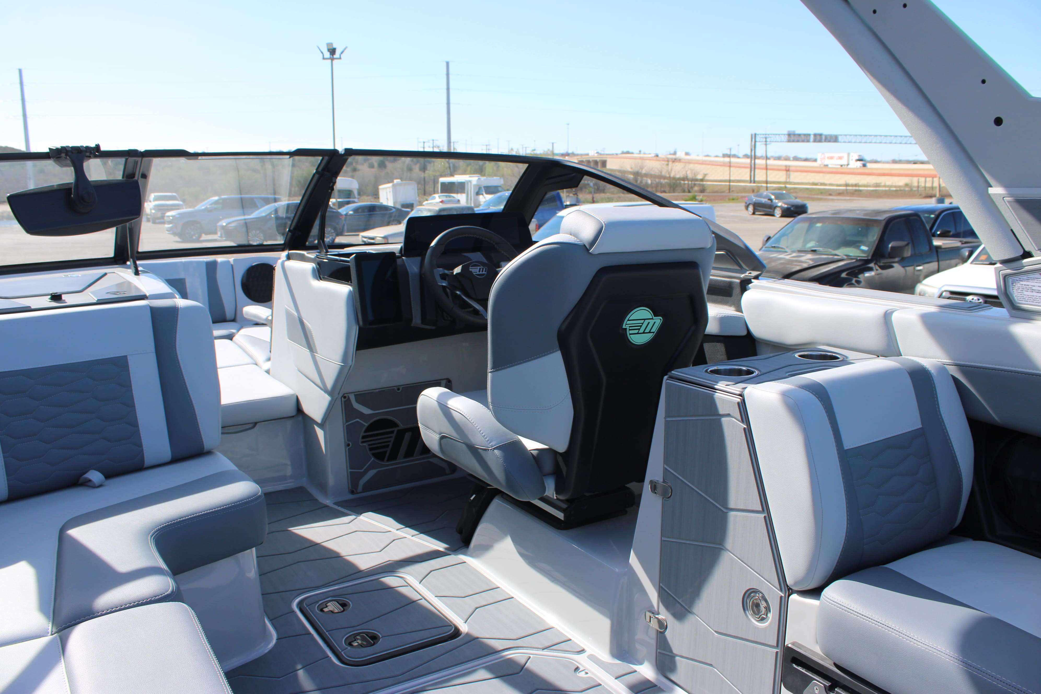 2026 Malibu Boats Wakesetter 24 MXZ-16