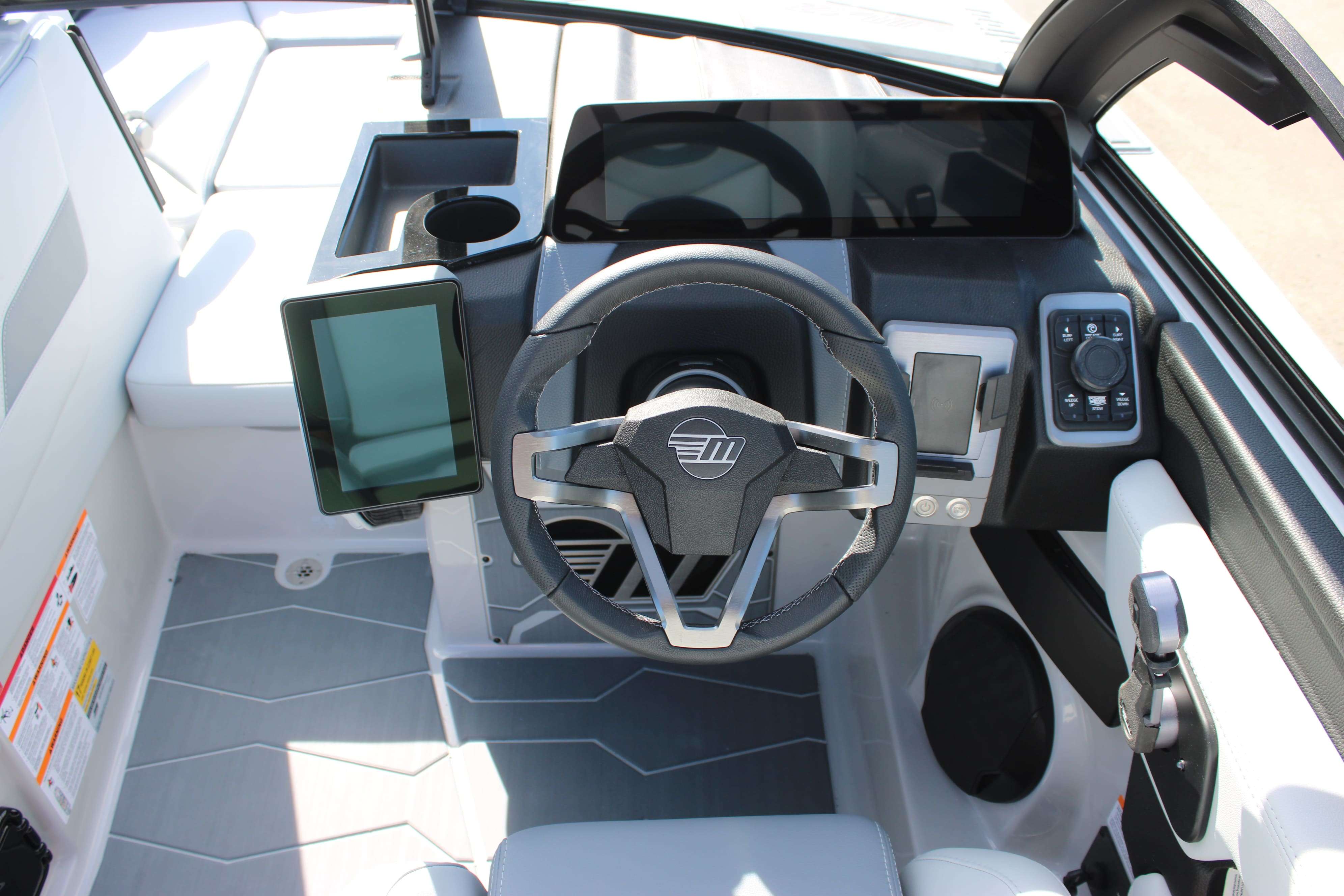 2026 Malibu Boats Wakesetter 24 MXZ-18