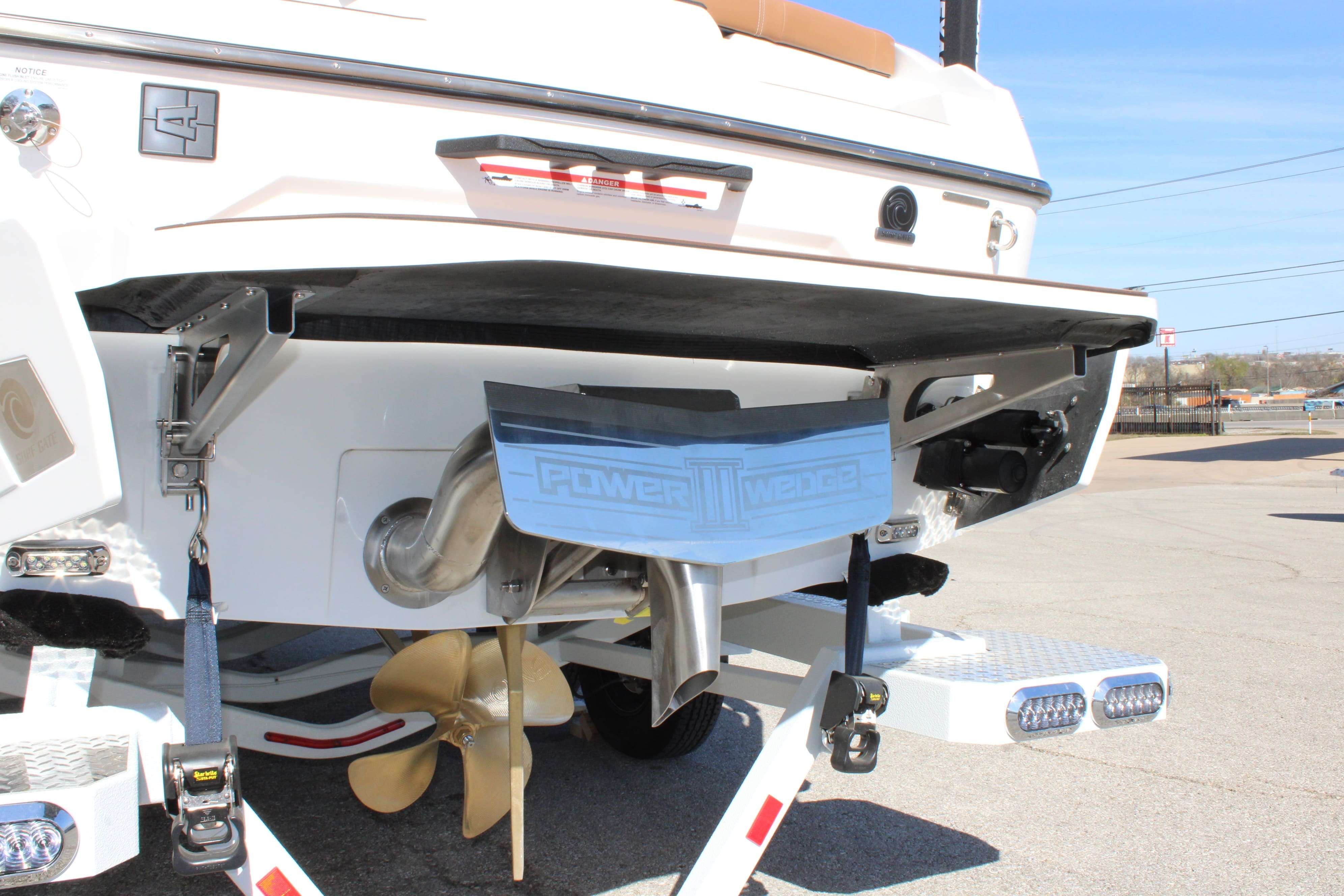 2026 Axis Wake Research Core Series A245-9