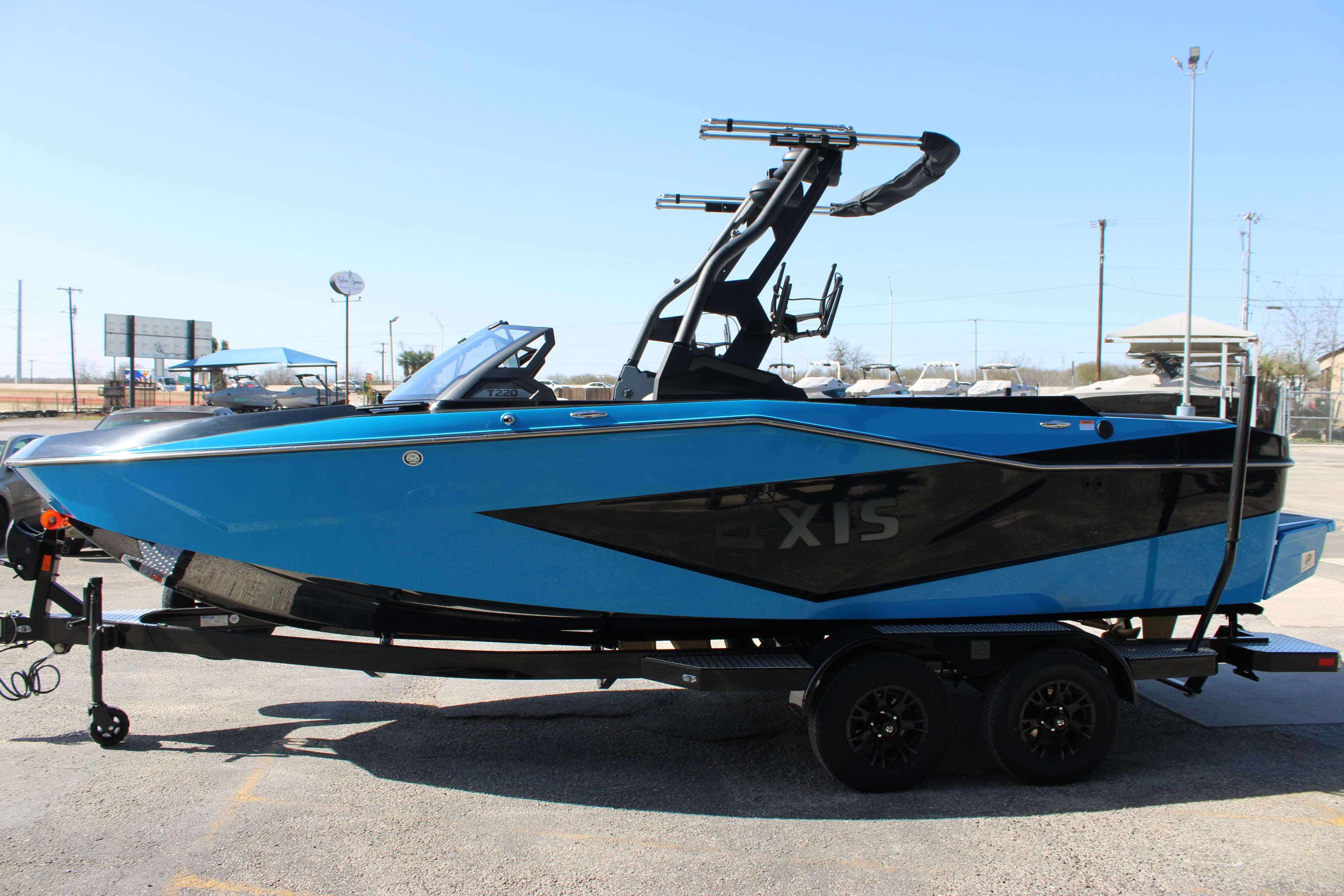 2026 Axis Wake Research Core Series T220-5
