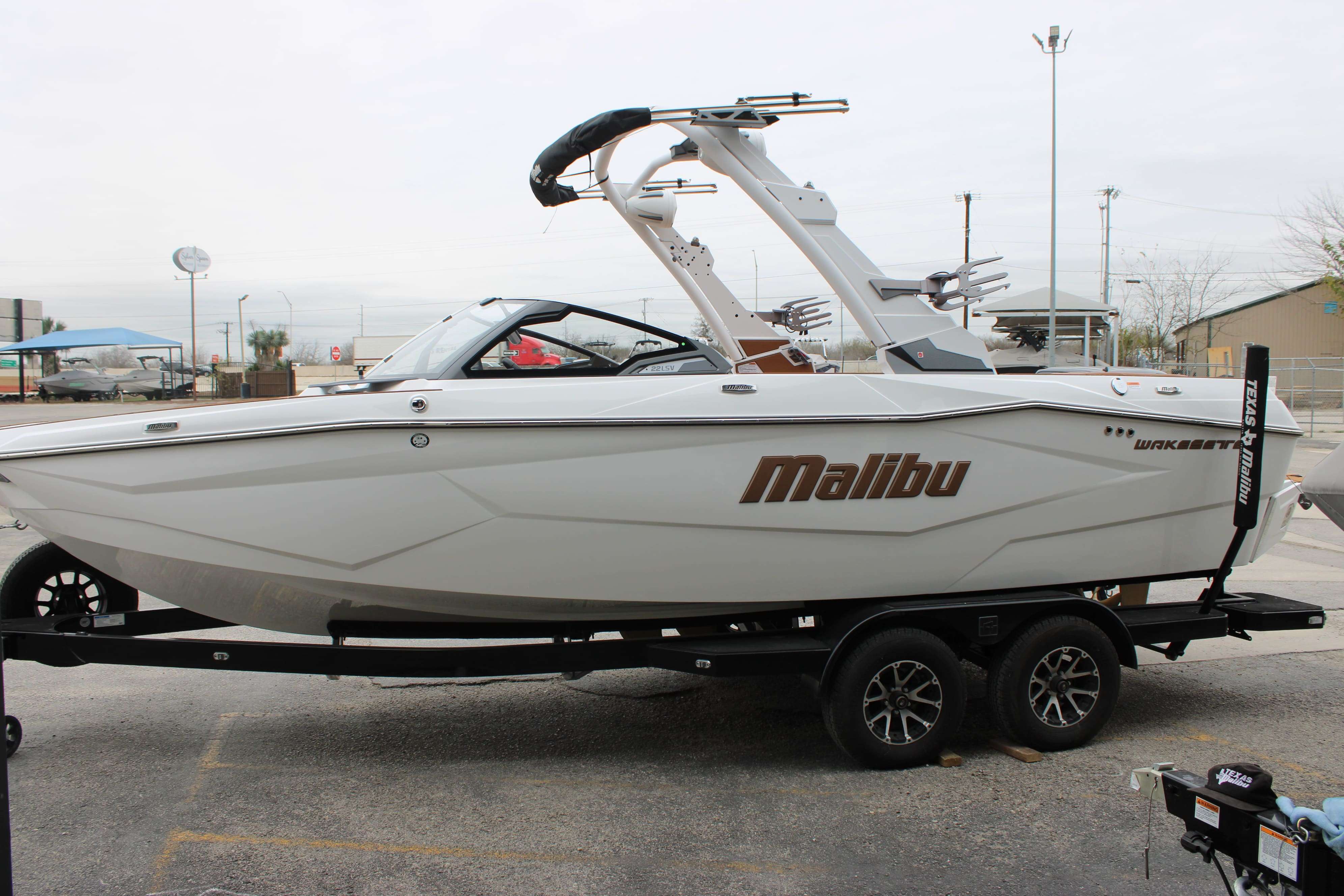 2026 Malibu Boats Wakesetter 22 LSV-5