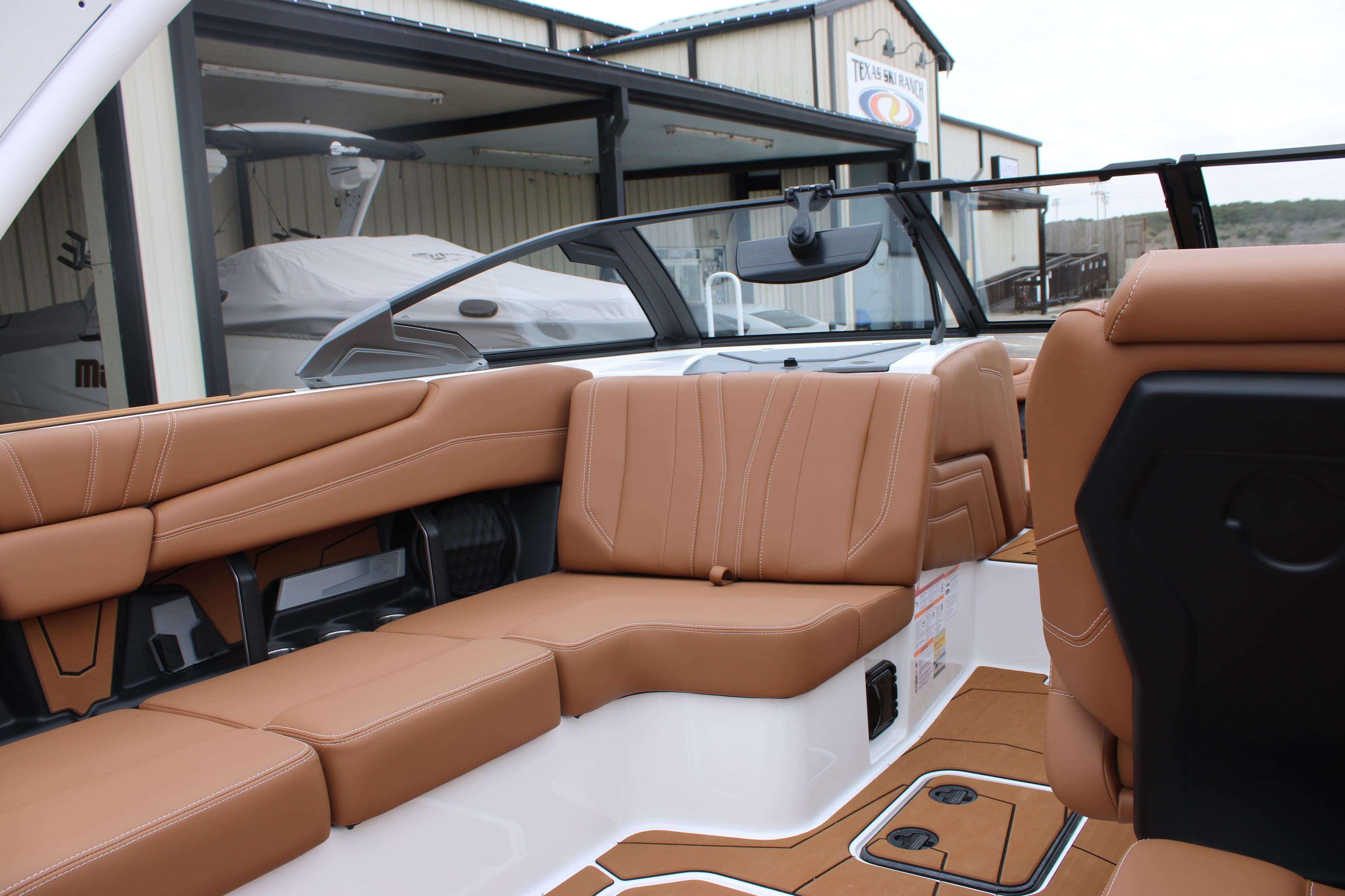 2026 Malibu Boats Wakesetter 22 LSV-11