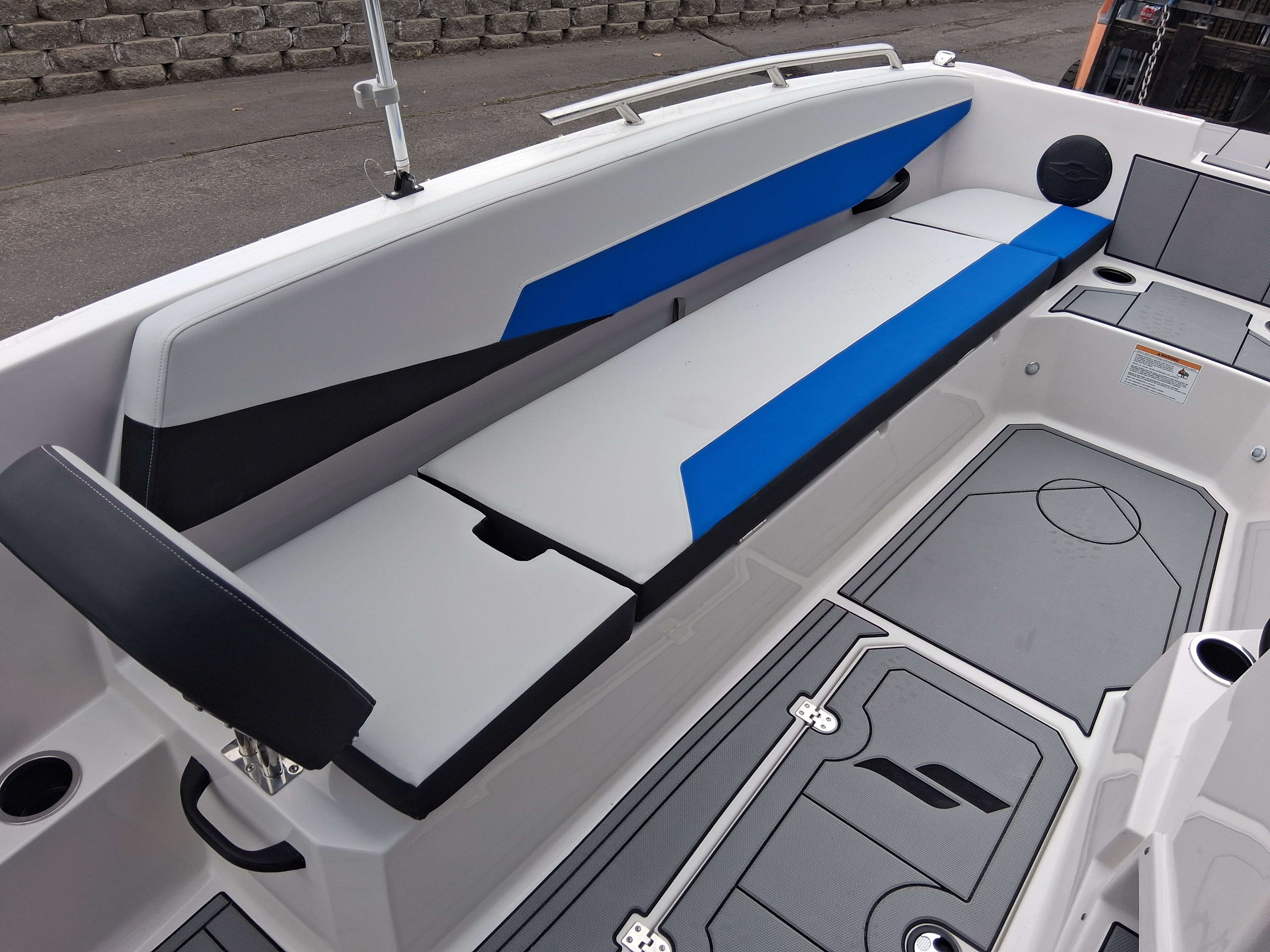  Starcraft SV 18 OB-10