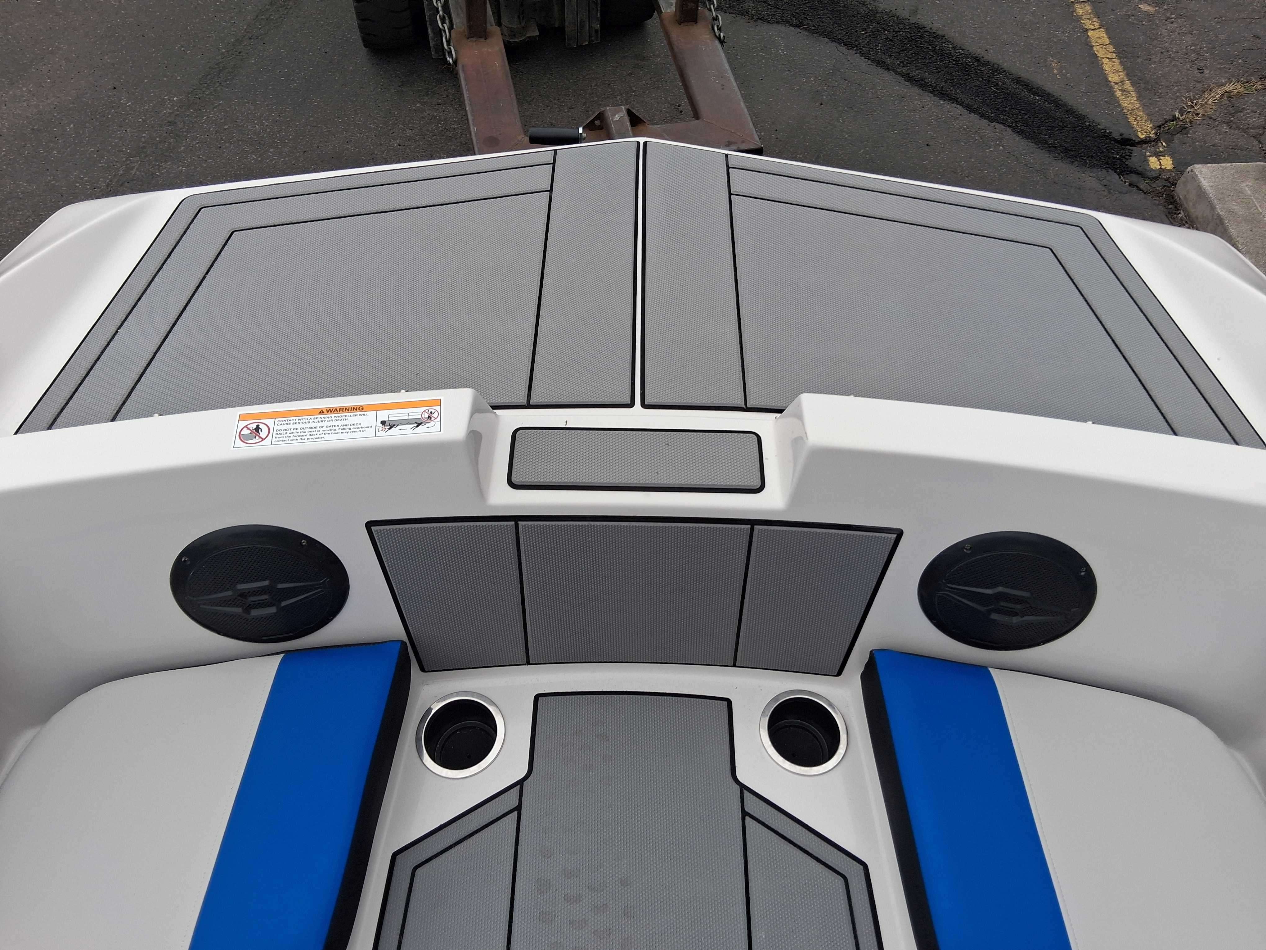  Starcraft SV 18 OB-12