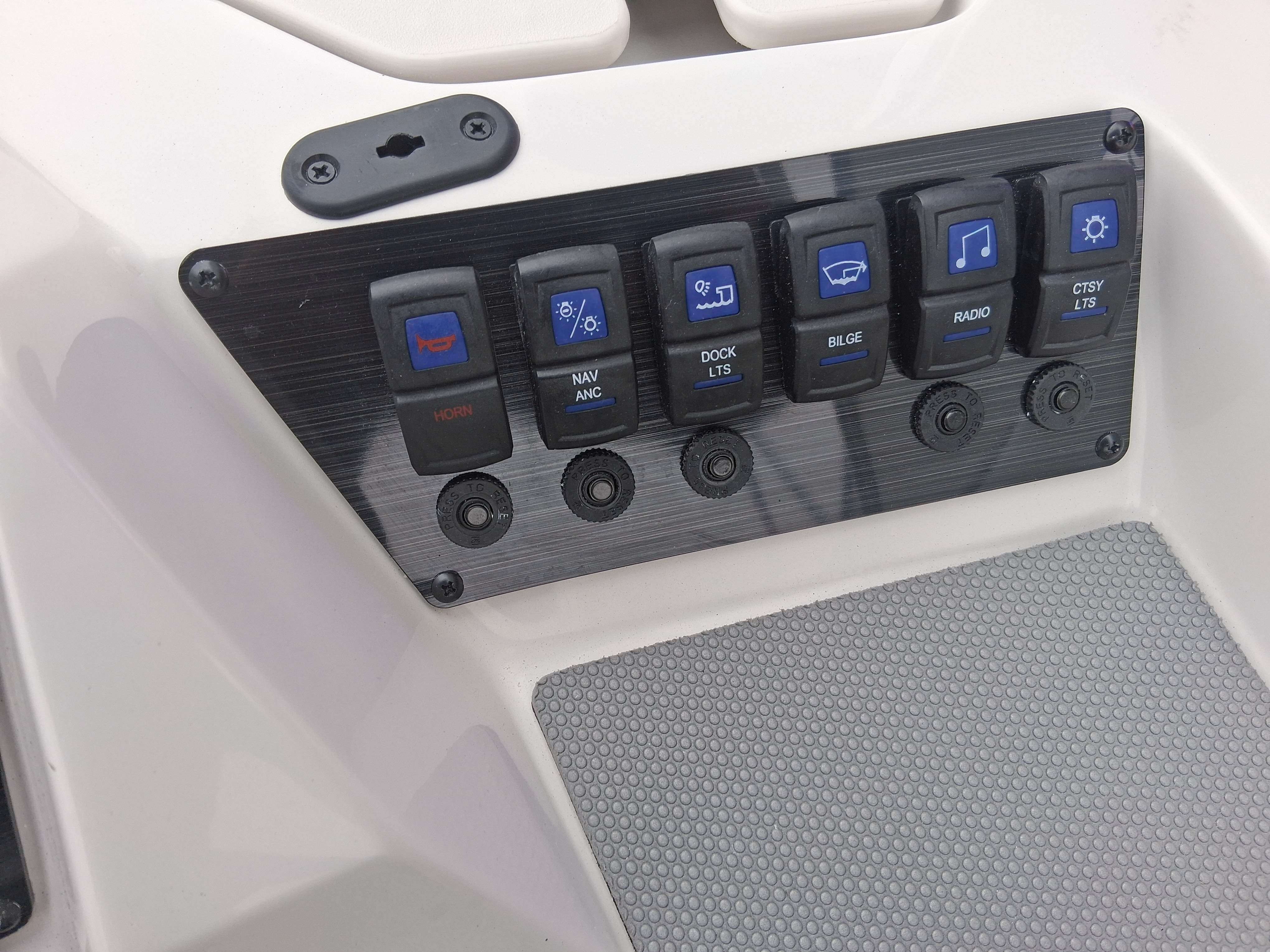  Starcraft SV 18 OB-14