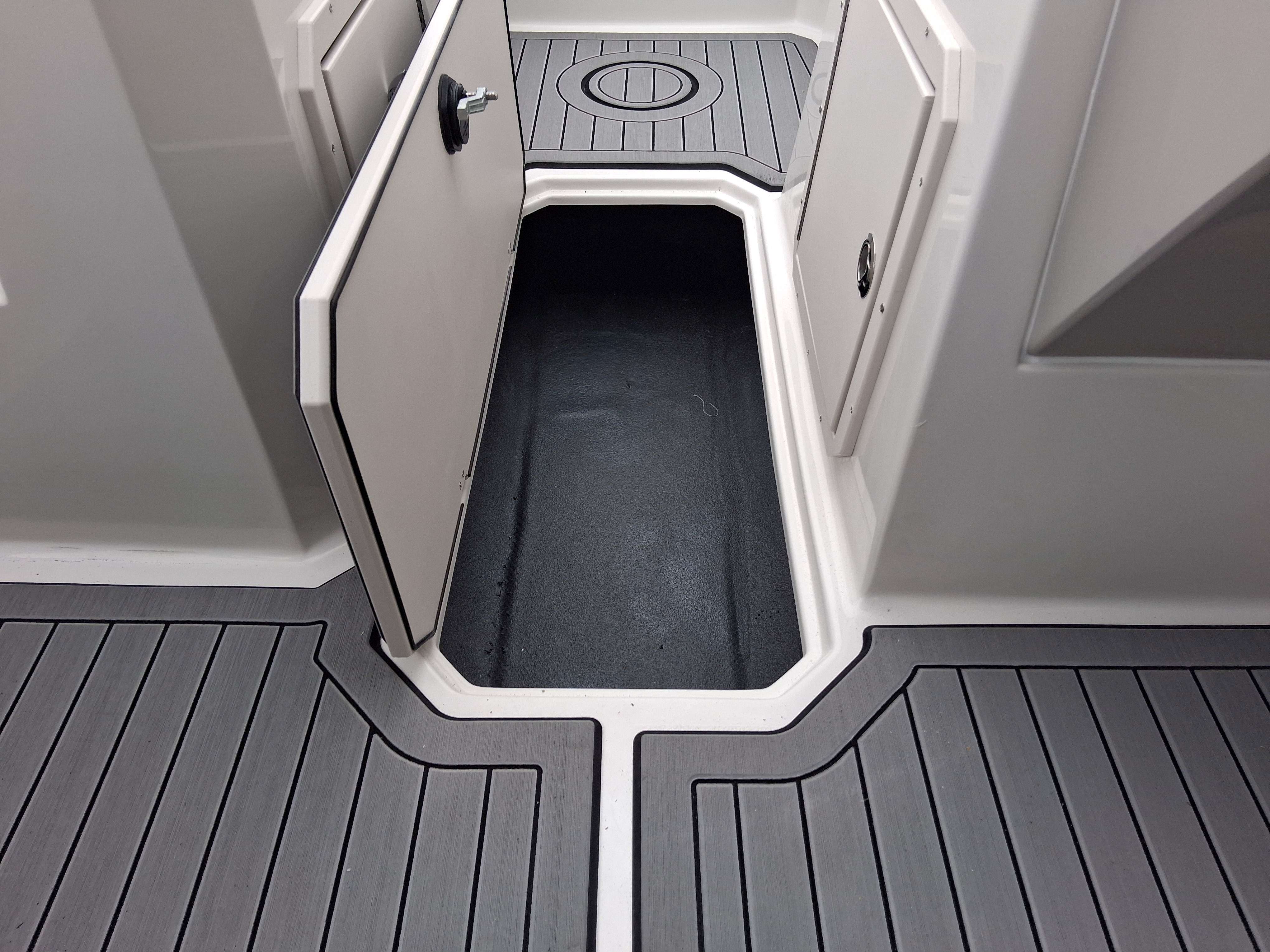  Starcraft SVX 210 IO-16