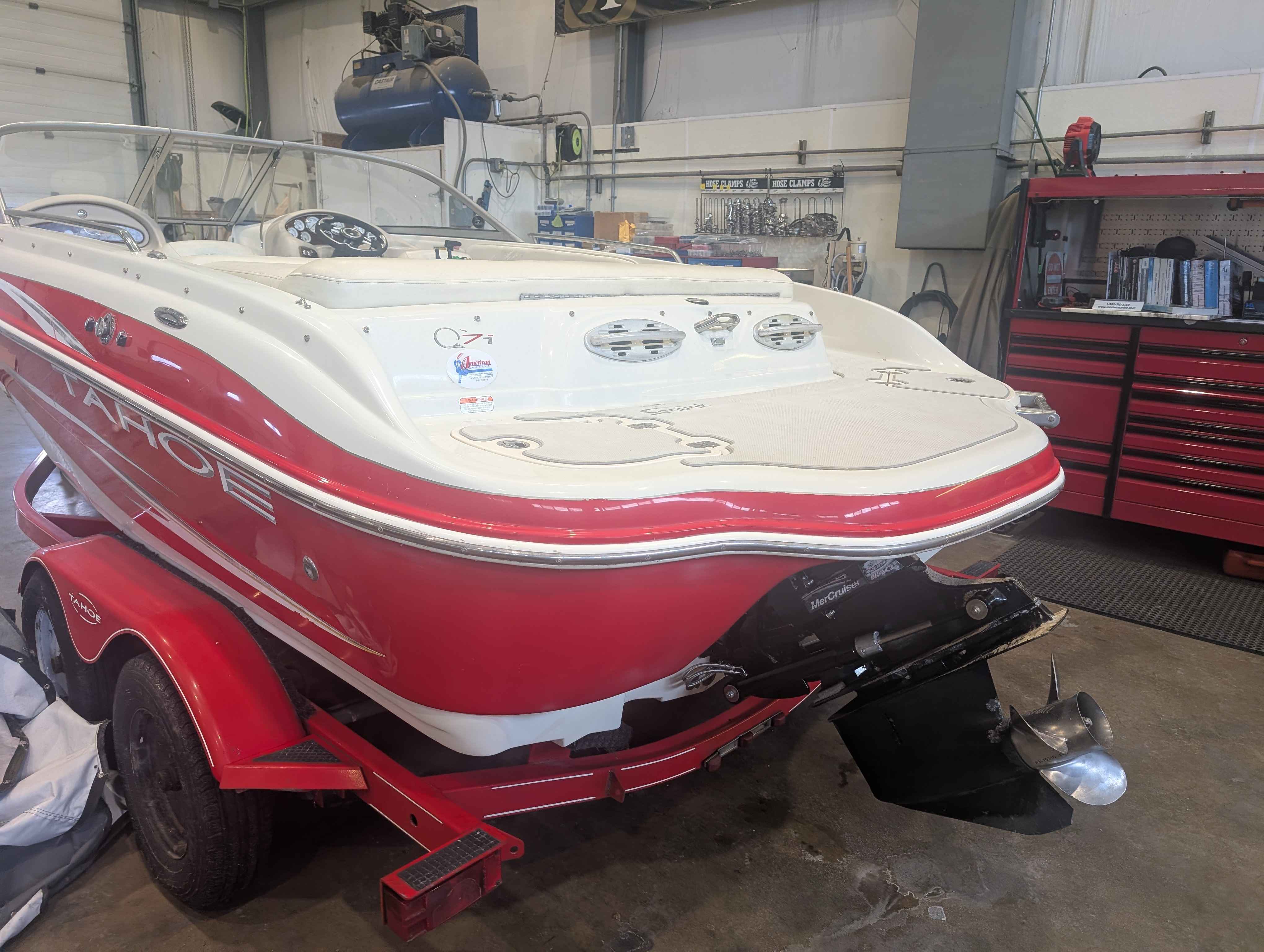 boat-carouselImage-image