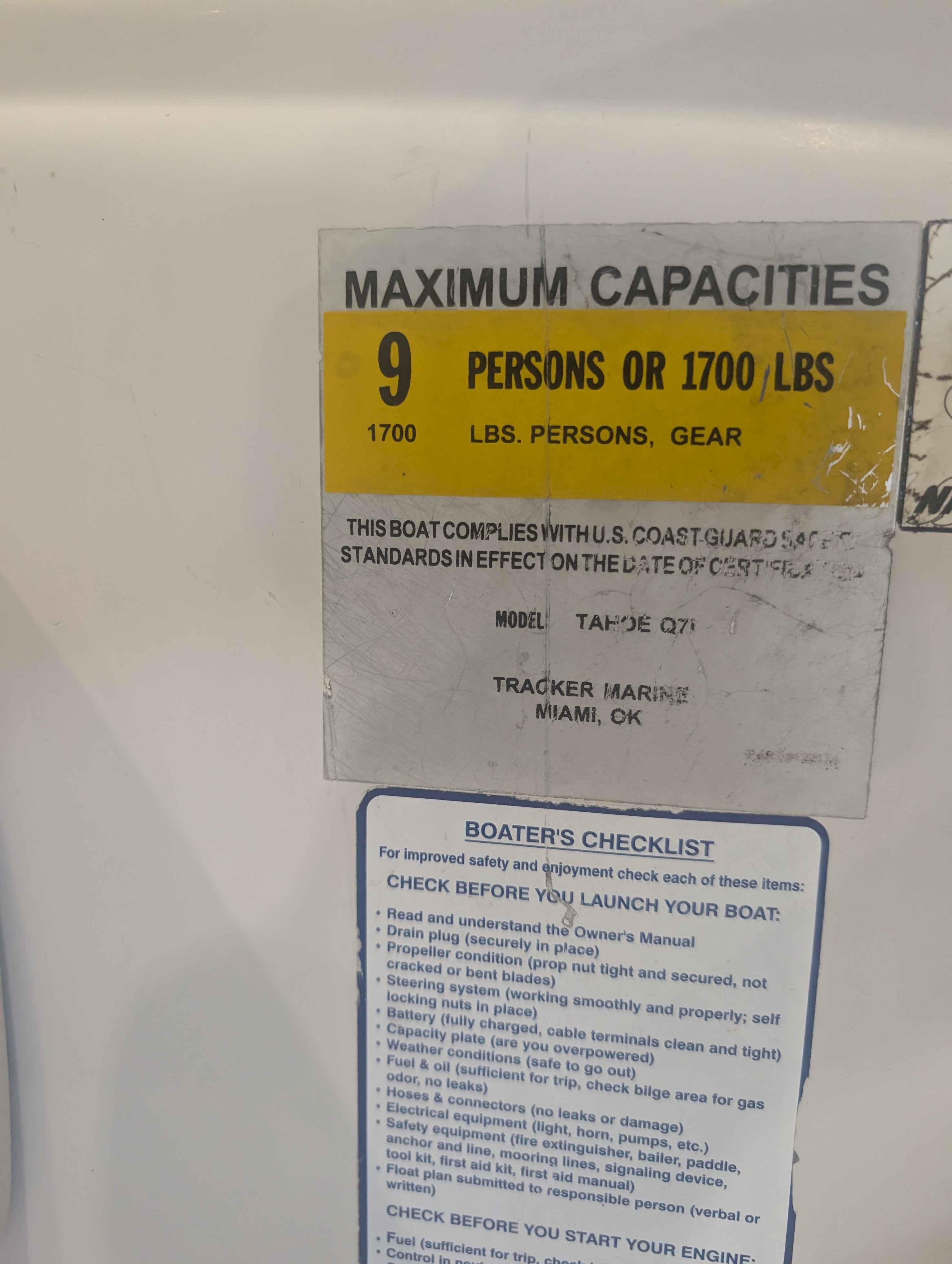 boat-carouselImage-image