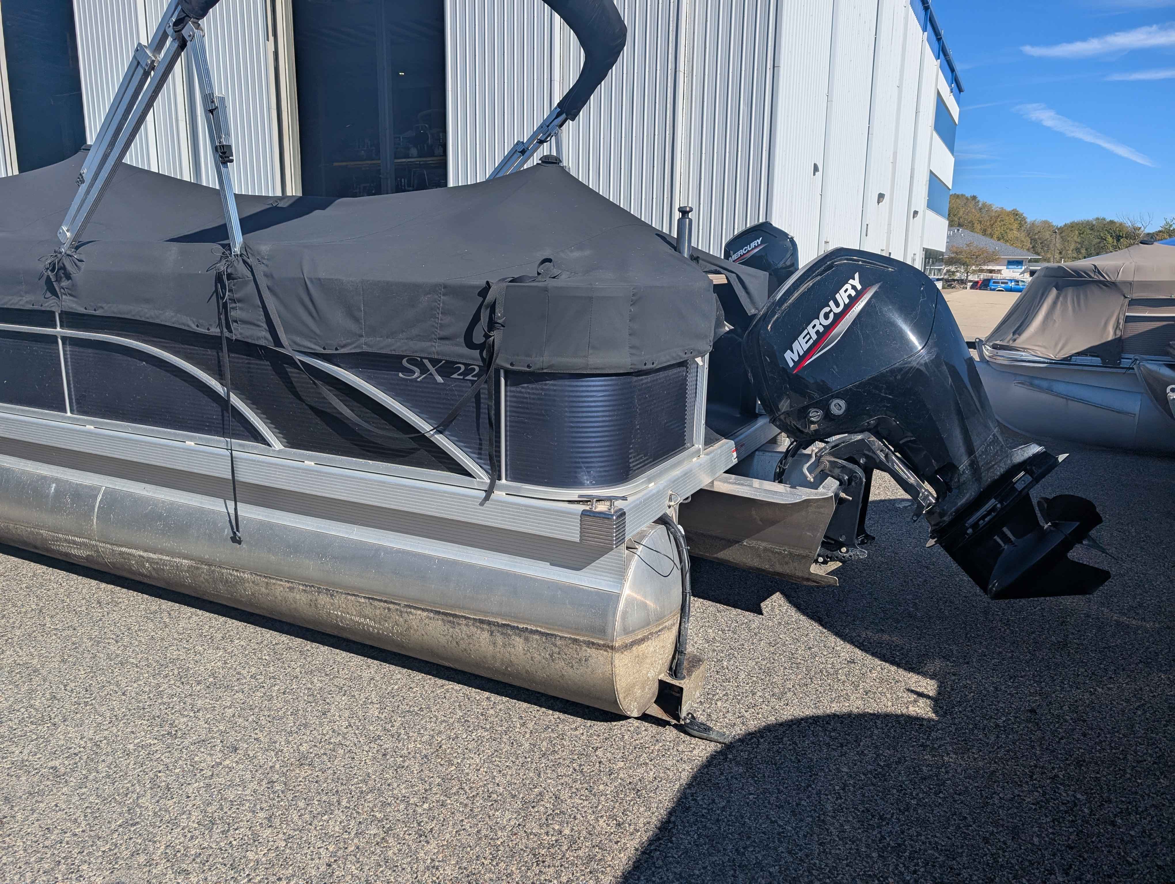 boat-carouselImage-image