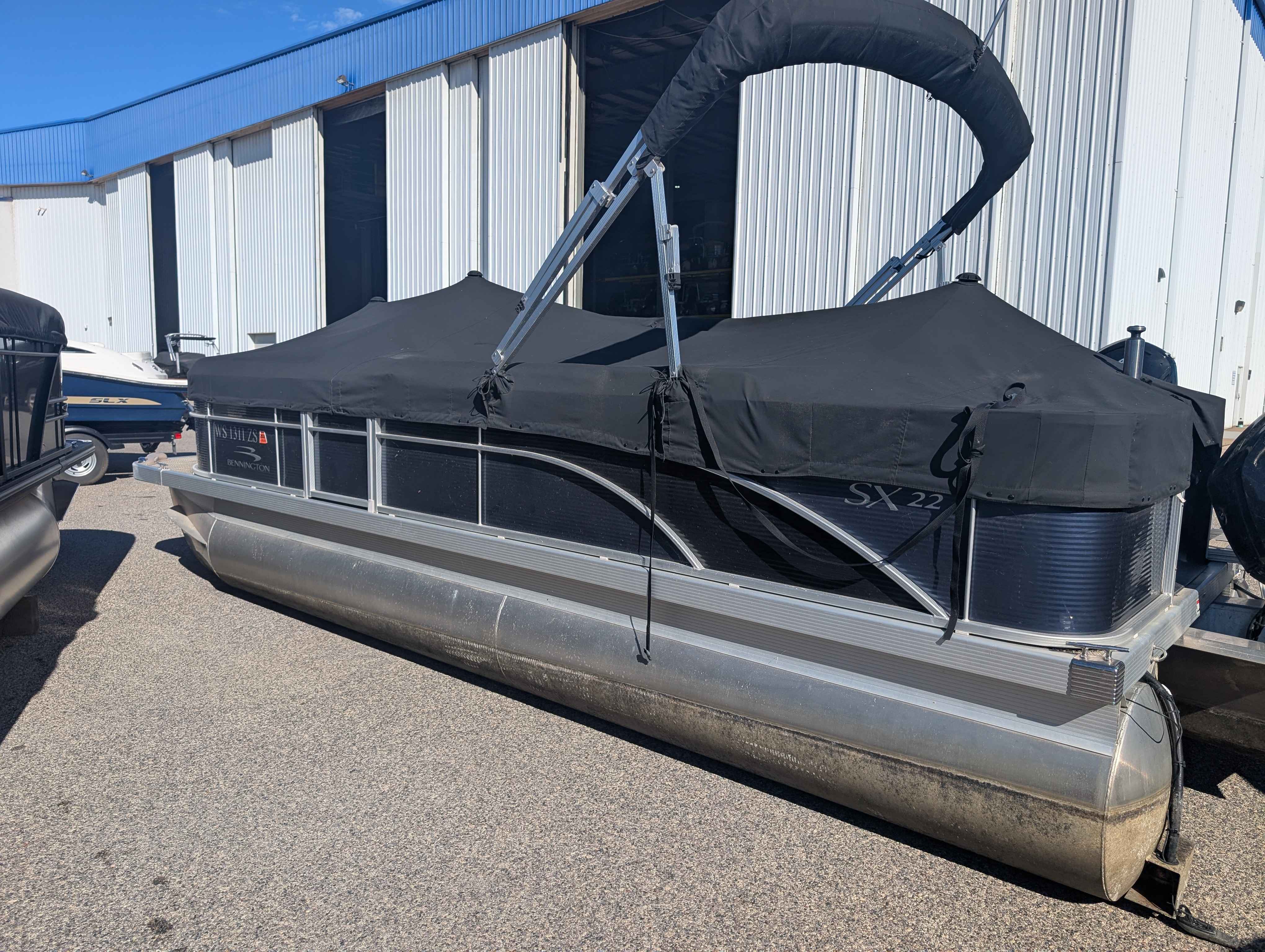 boat-carouselImage-image