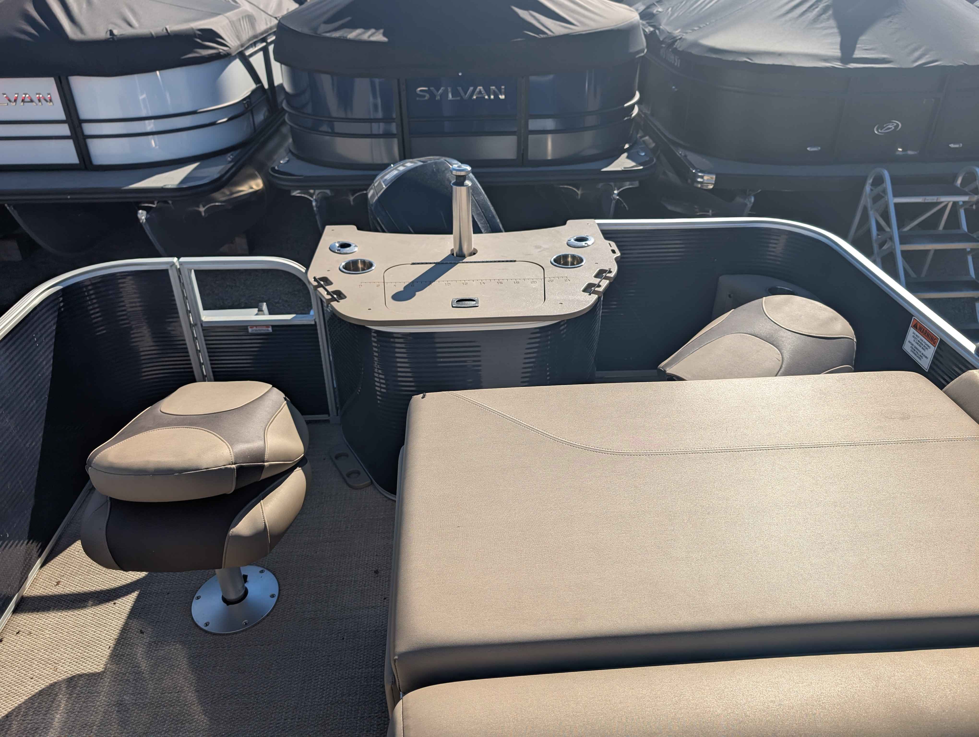 boat-carouselImage-image