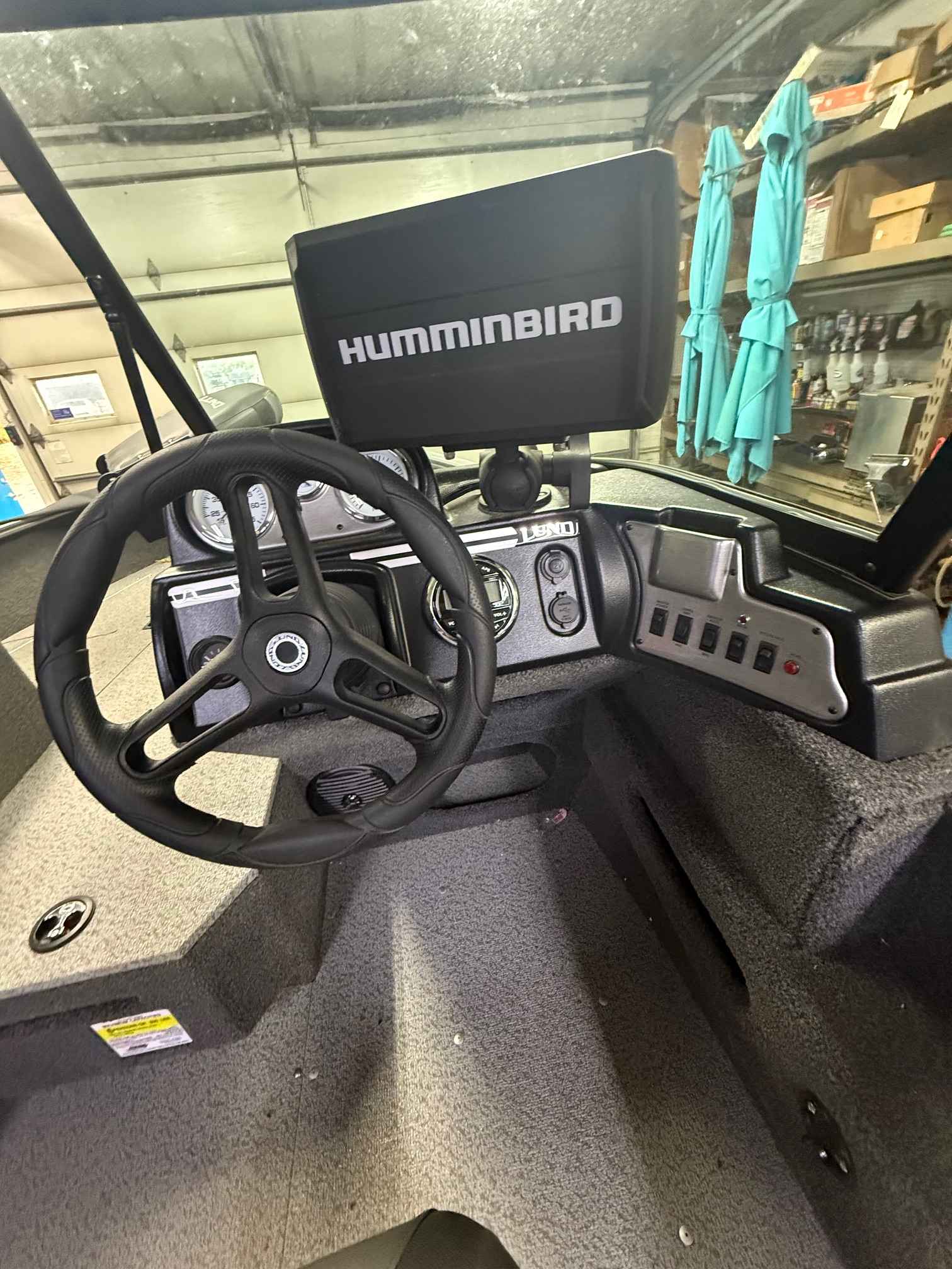 boat-carouselImage-image