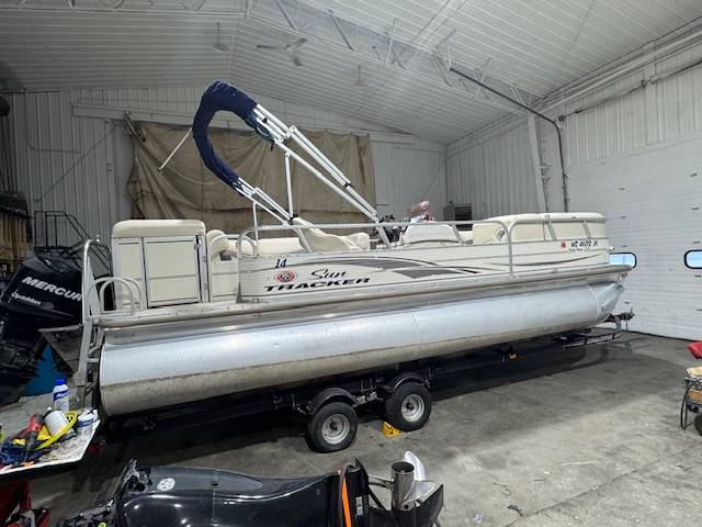 2007 Suntracker 22PB0