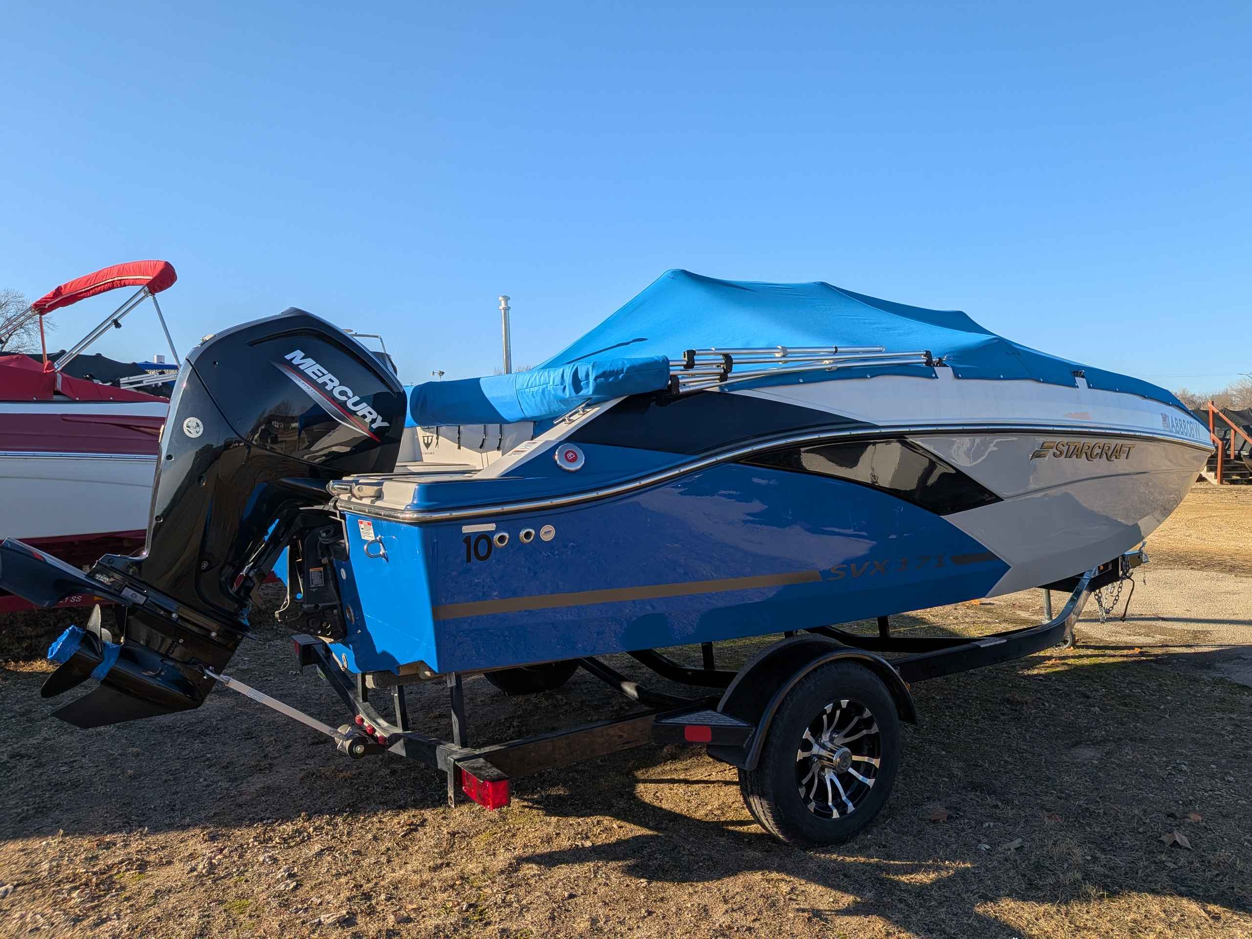 boat-carouselImage-image