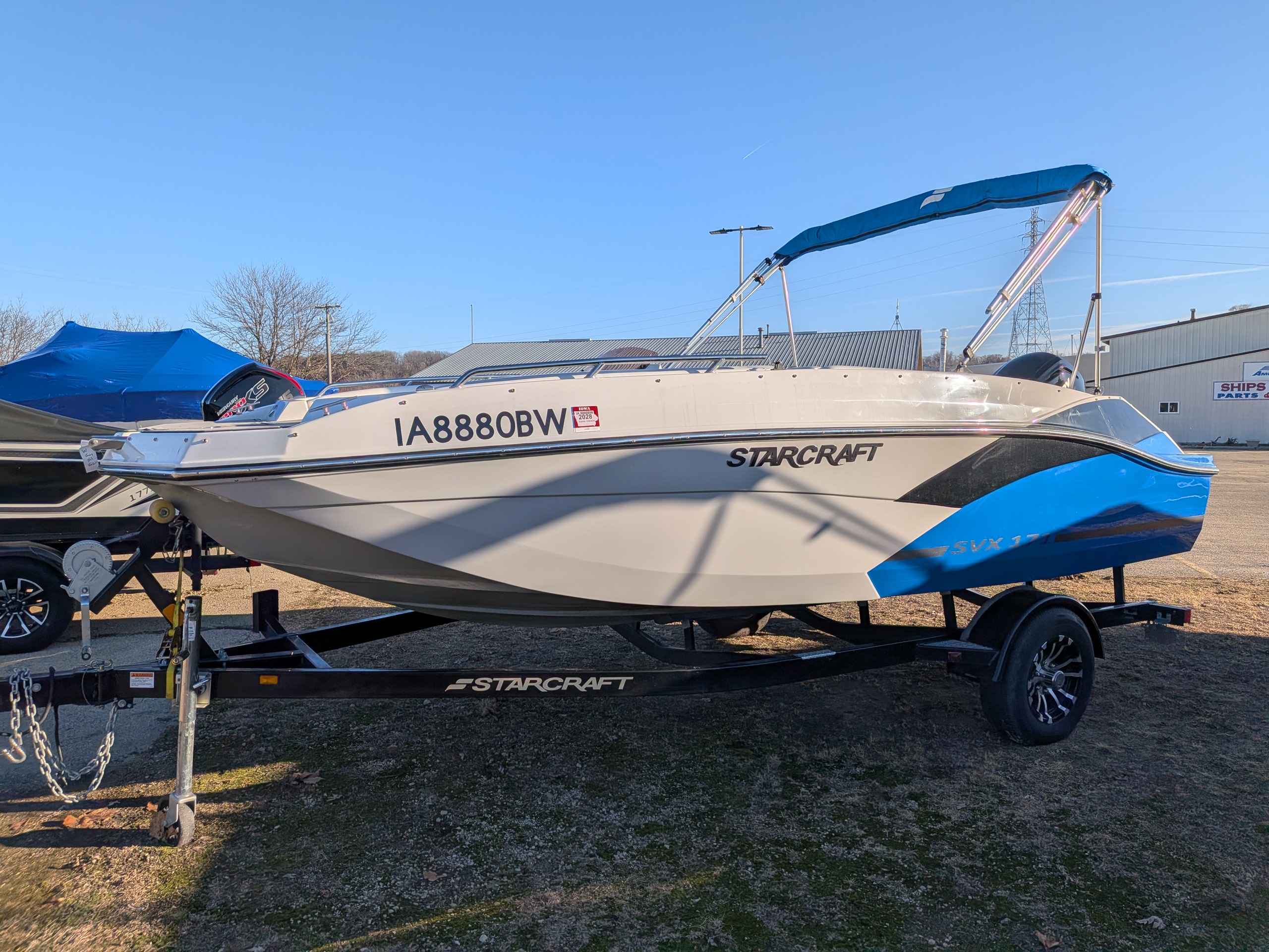 boat-carouselImage-image