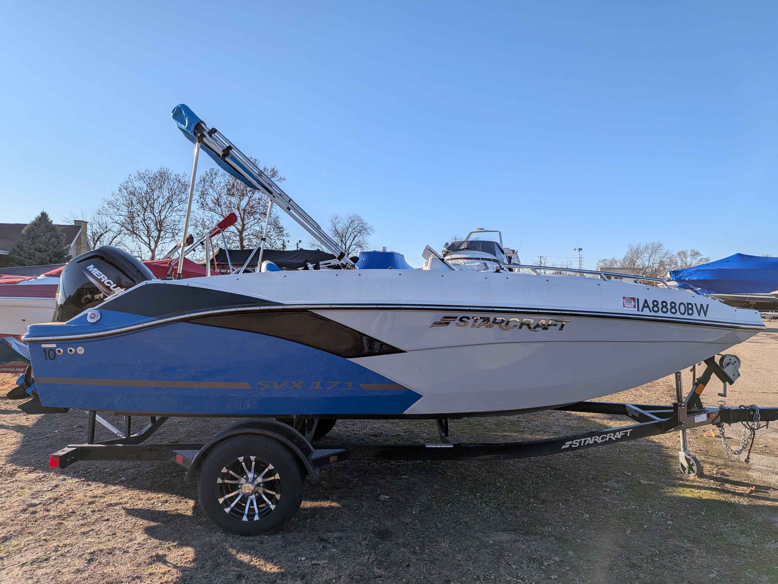 boat-carouselImage-image