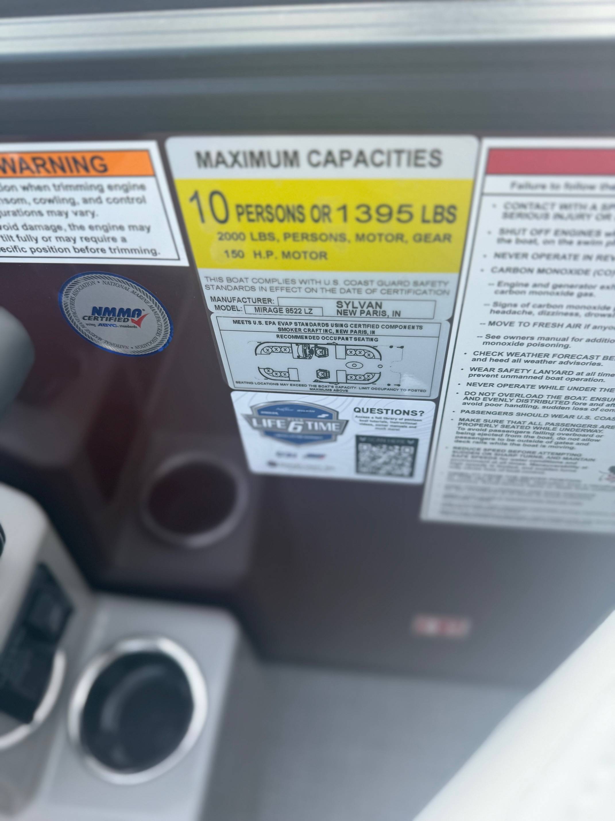 boat-carouselImage-image