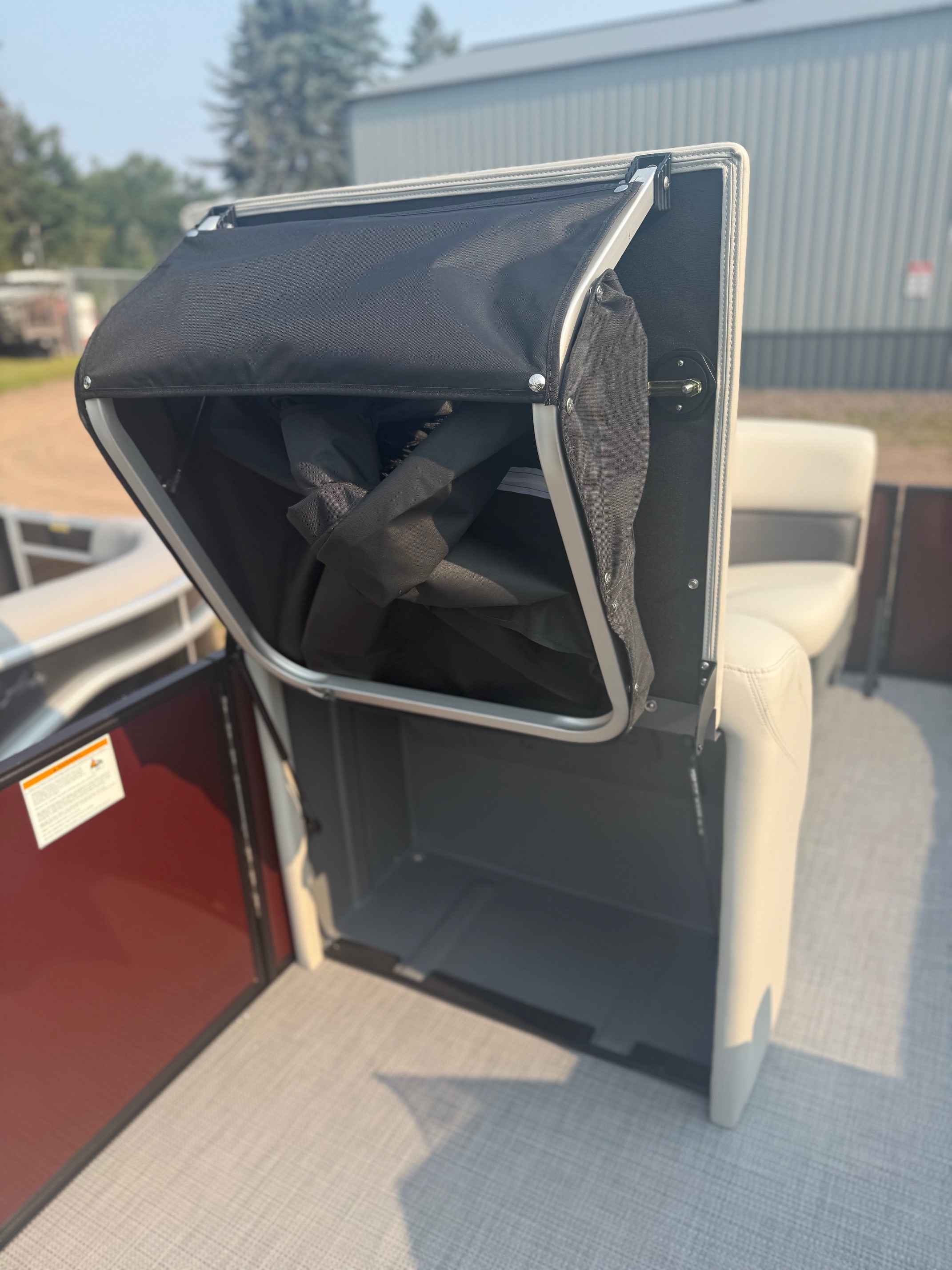 boat-carouselImage-image