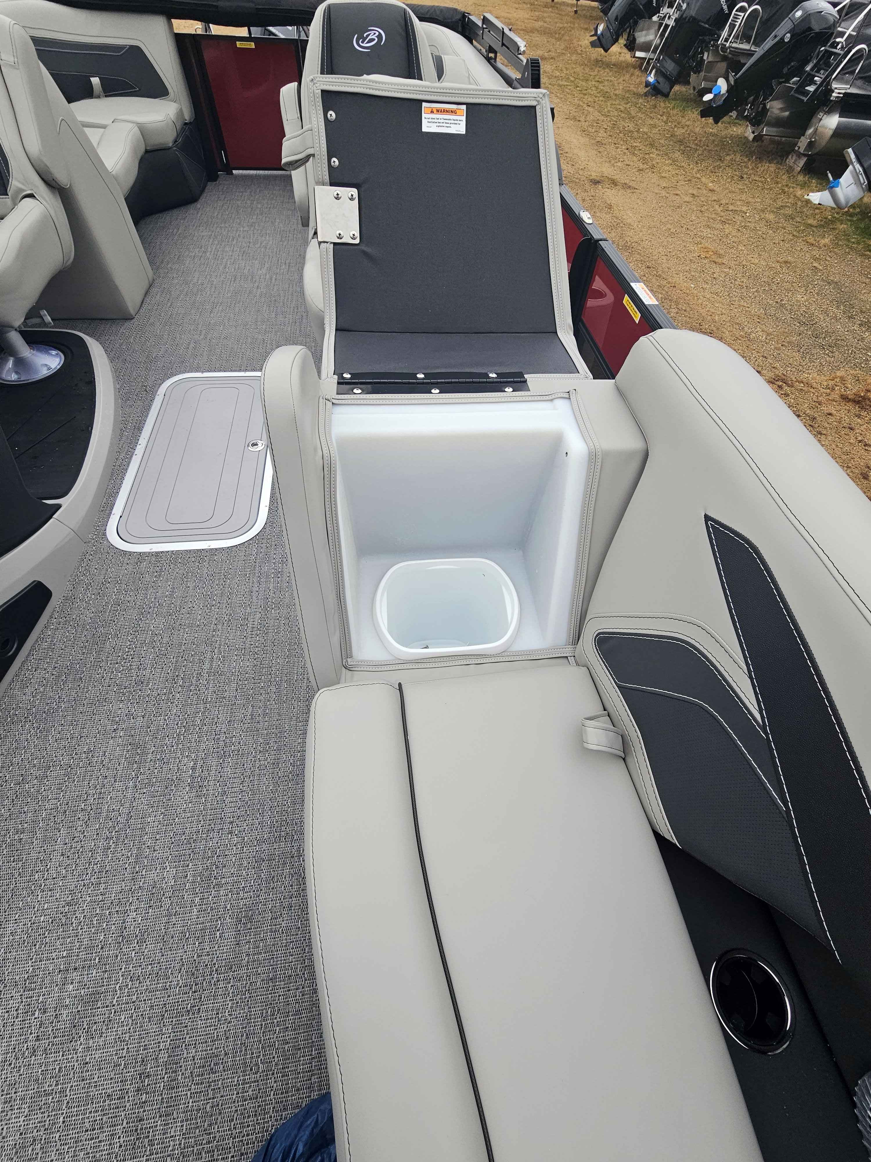 boat-carouselImage-image