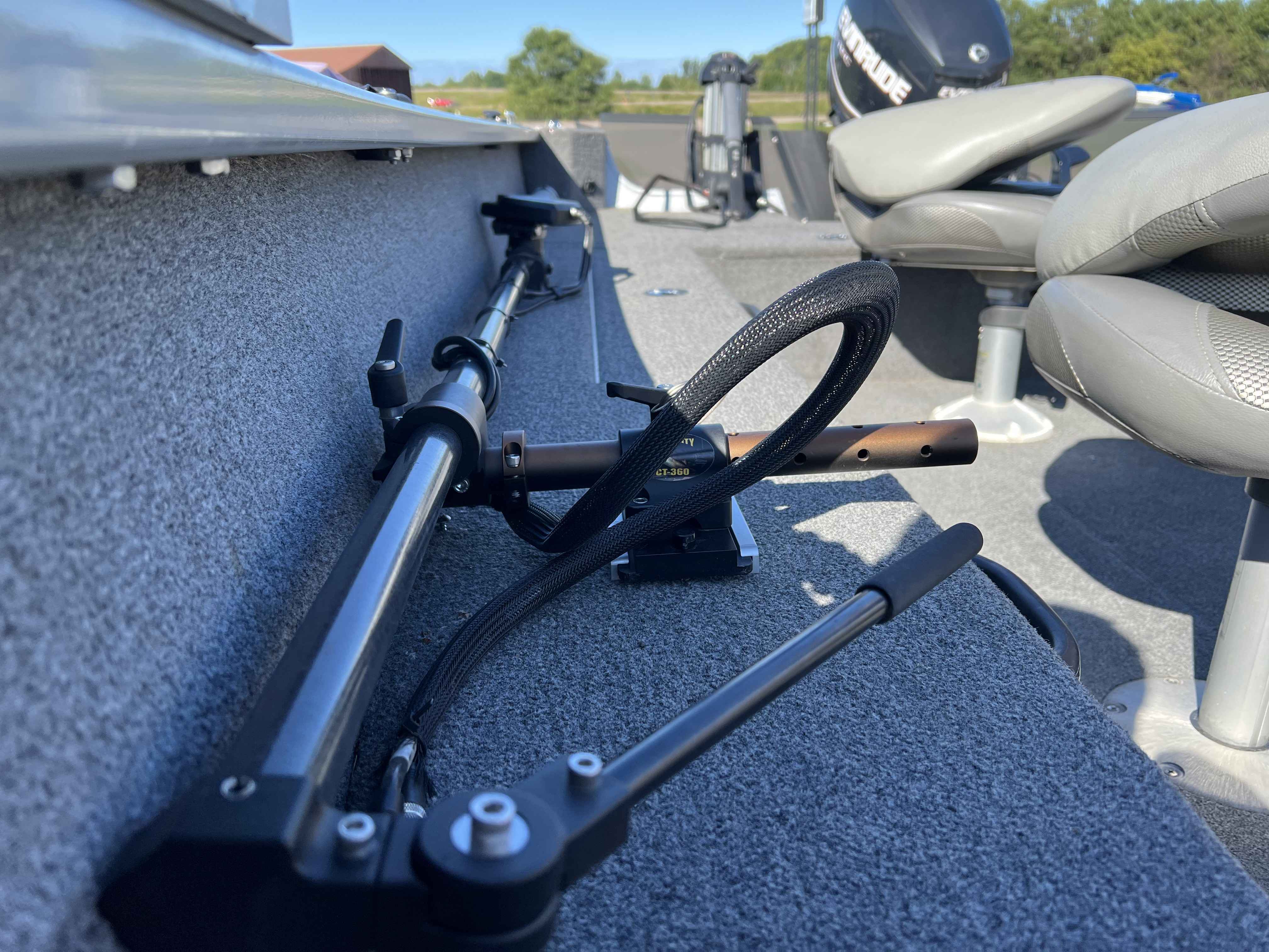 boat-carouselImage-image