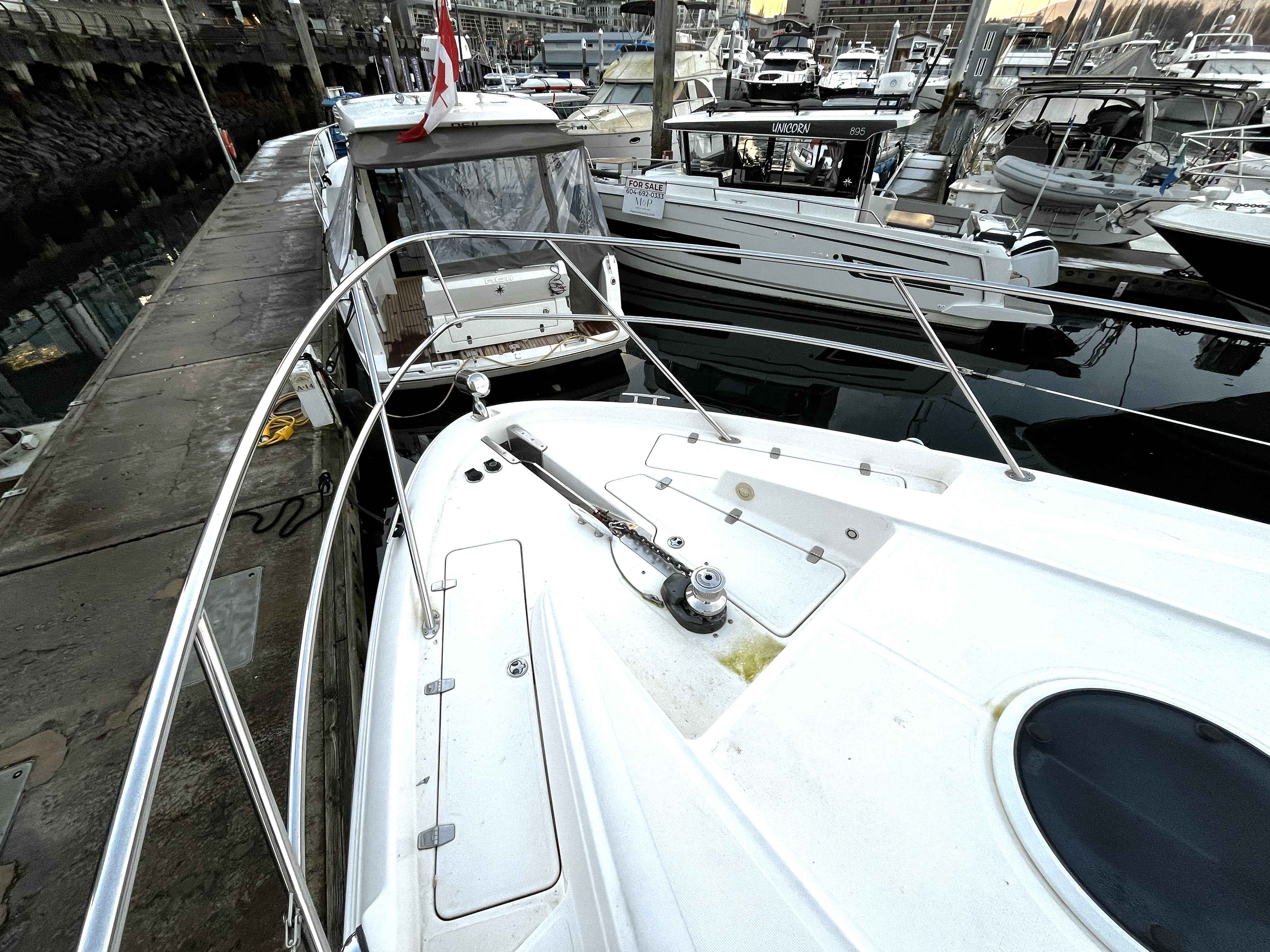 Pre-Owned 2008 Regal Commodore 4460 for Sale | Vancouver, BC | M&P Yacht Centre