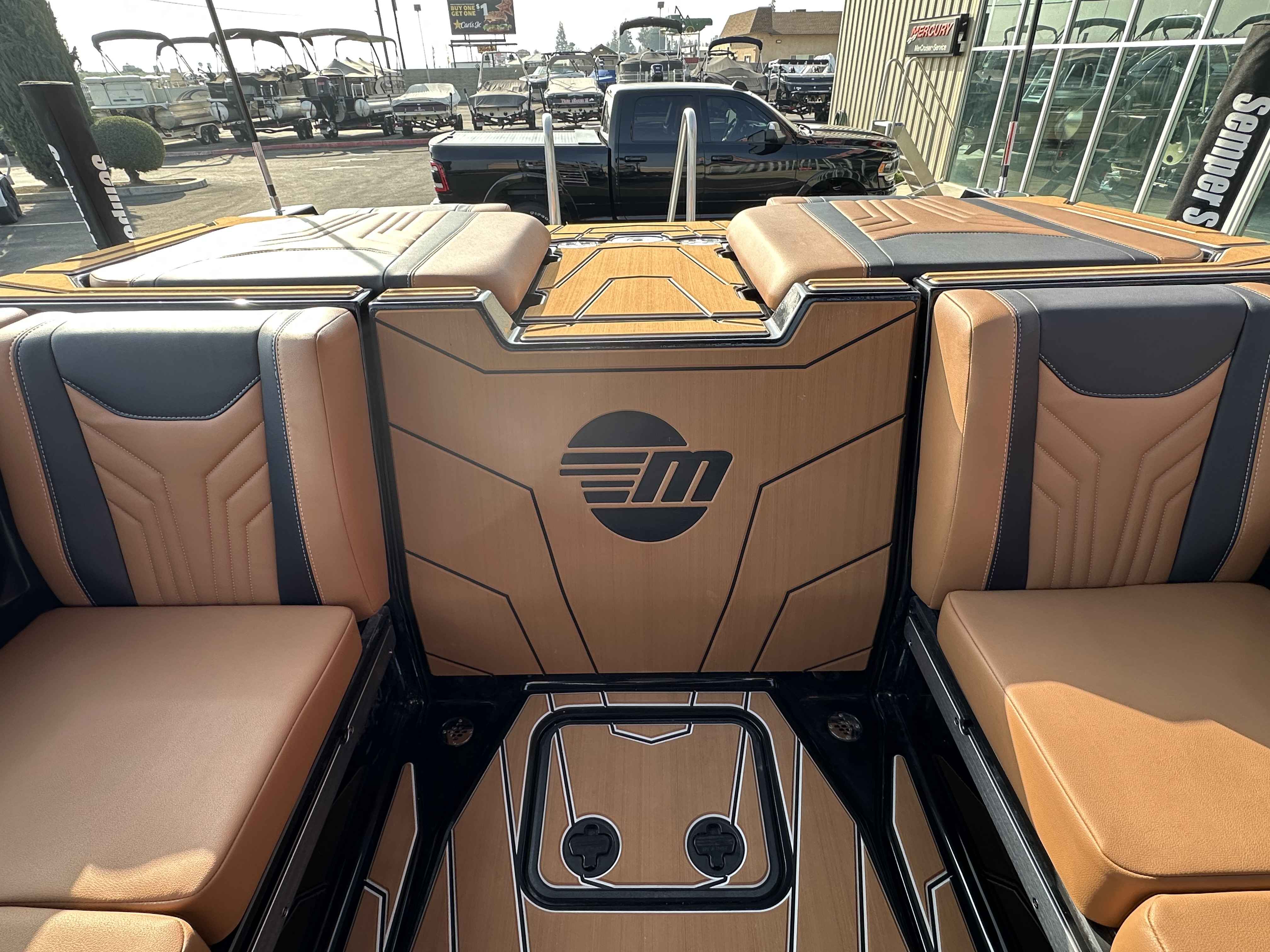 2026 Malibu 25 LSV-11