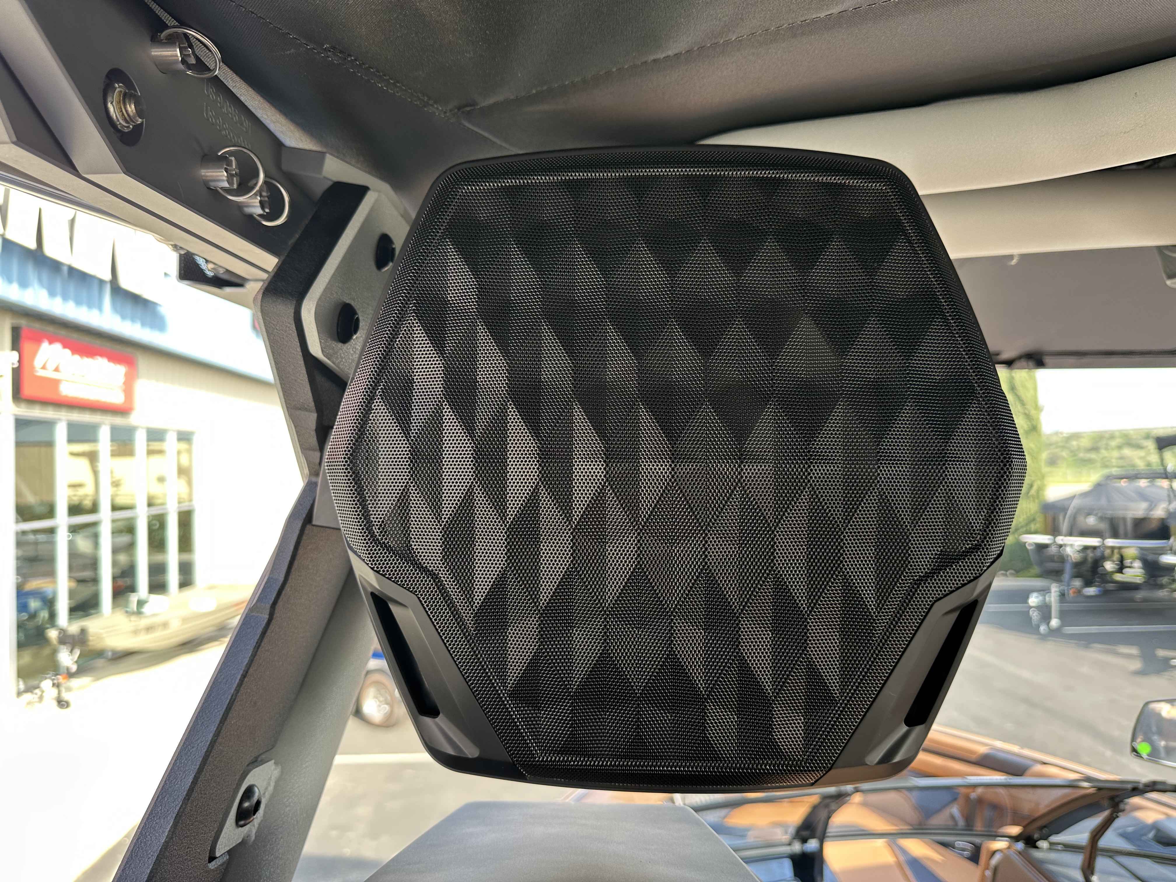 2026 Malibu 25 LSV-17