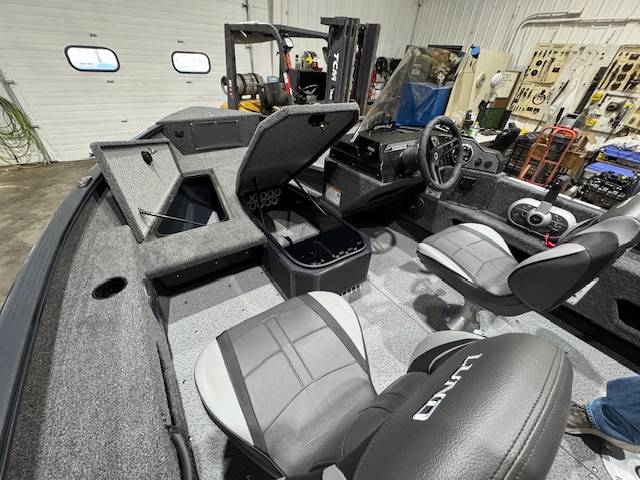 boat-carouselImage-image