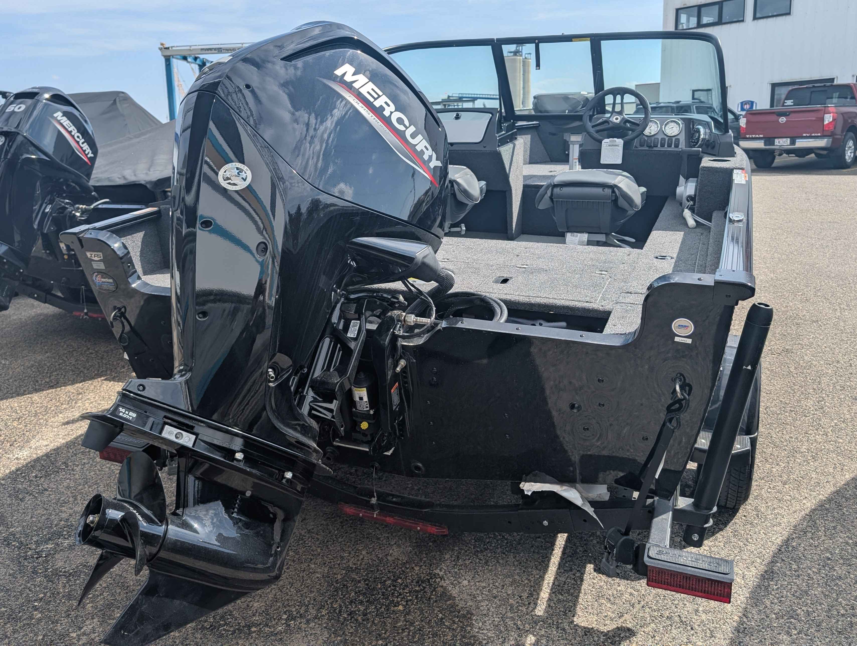 boat-carouselImage-image