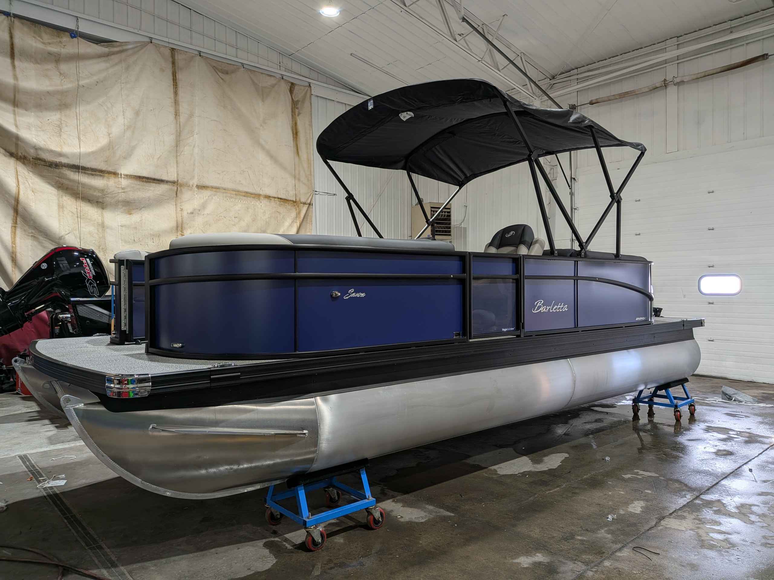 boat-carouselImage-image