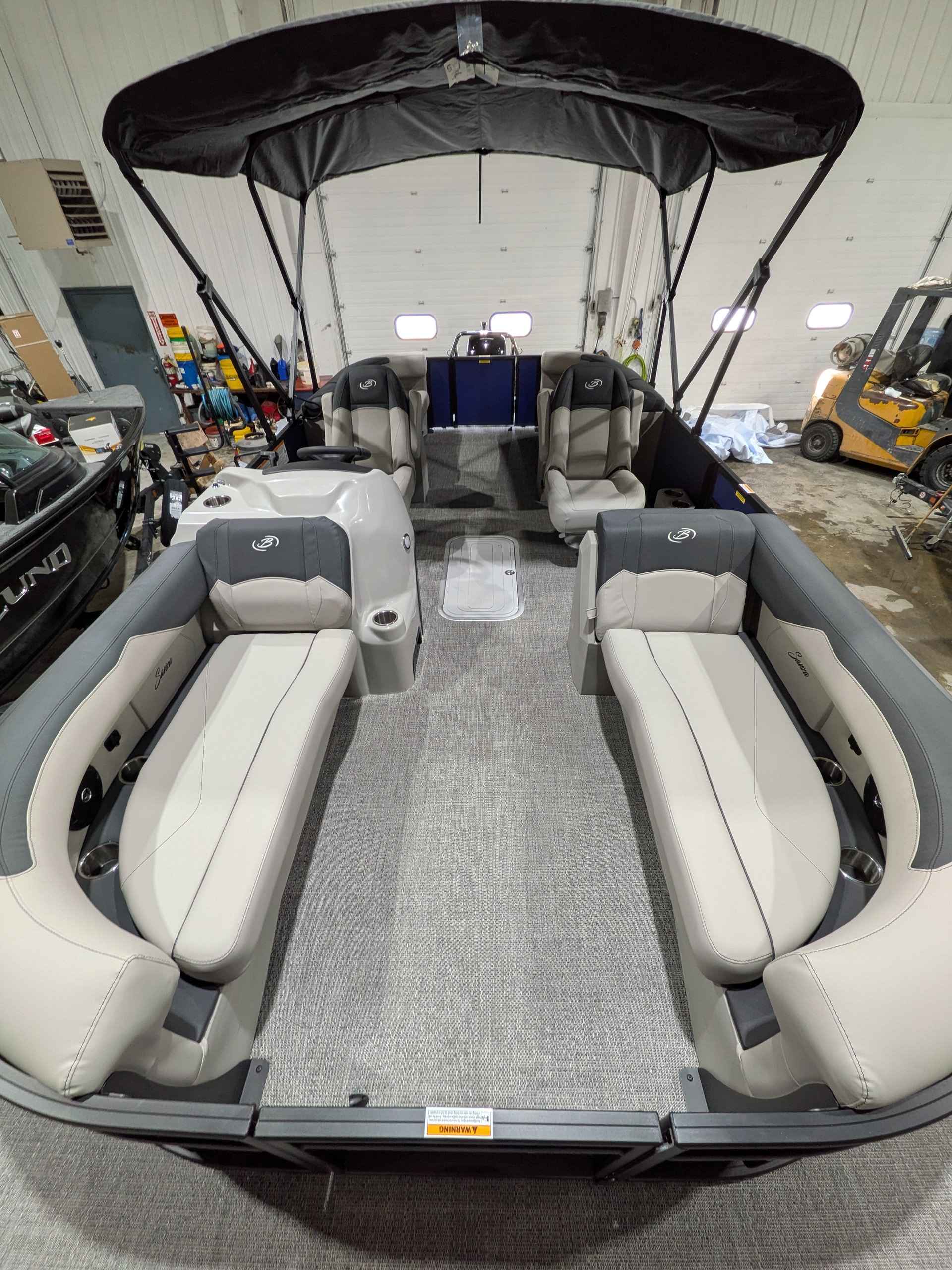 boat-carouselImage-image