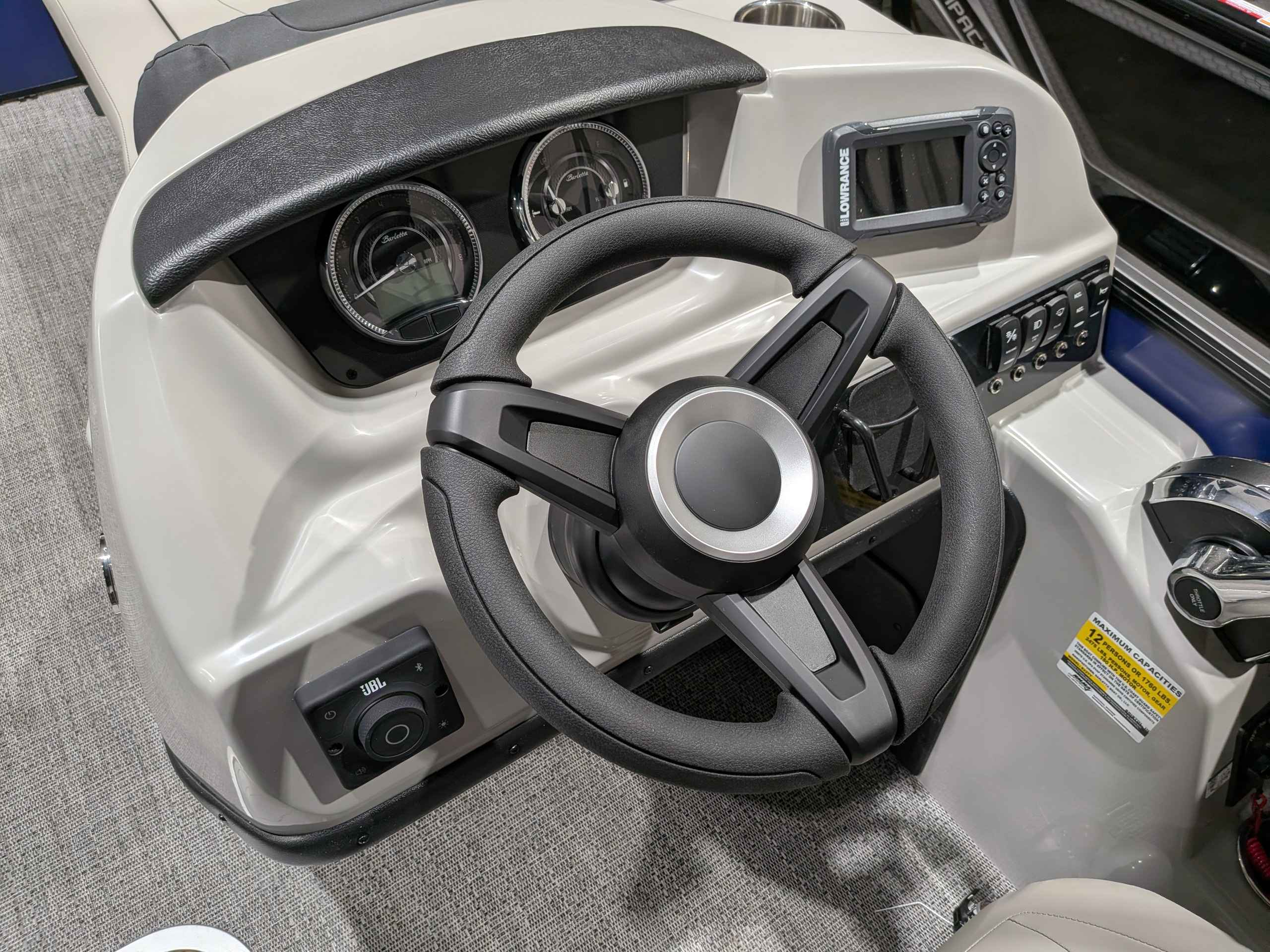 boat-carouselImage-image