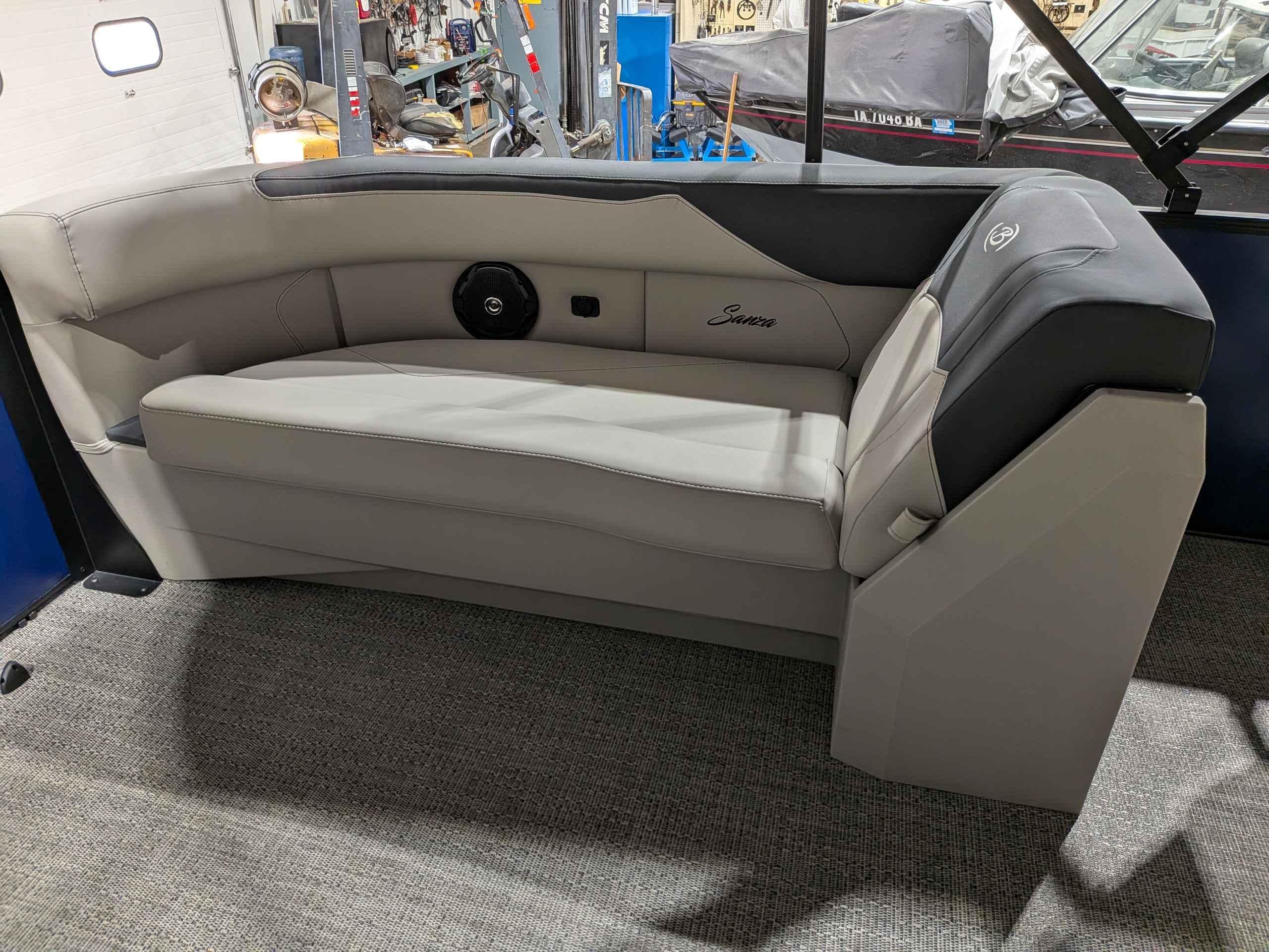 boat-carouselImage-image