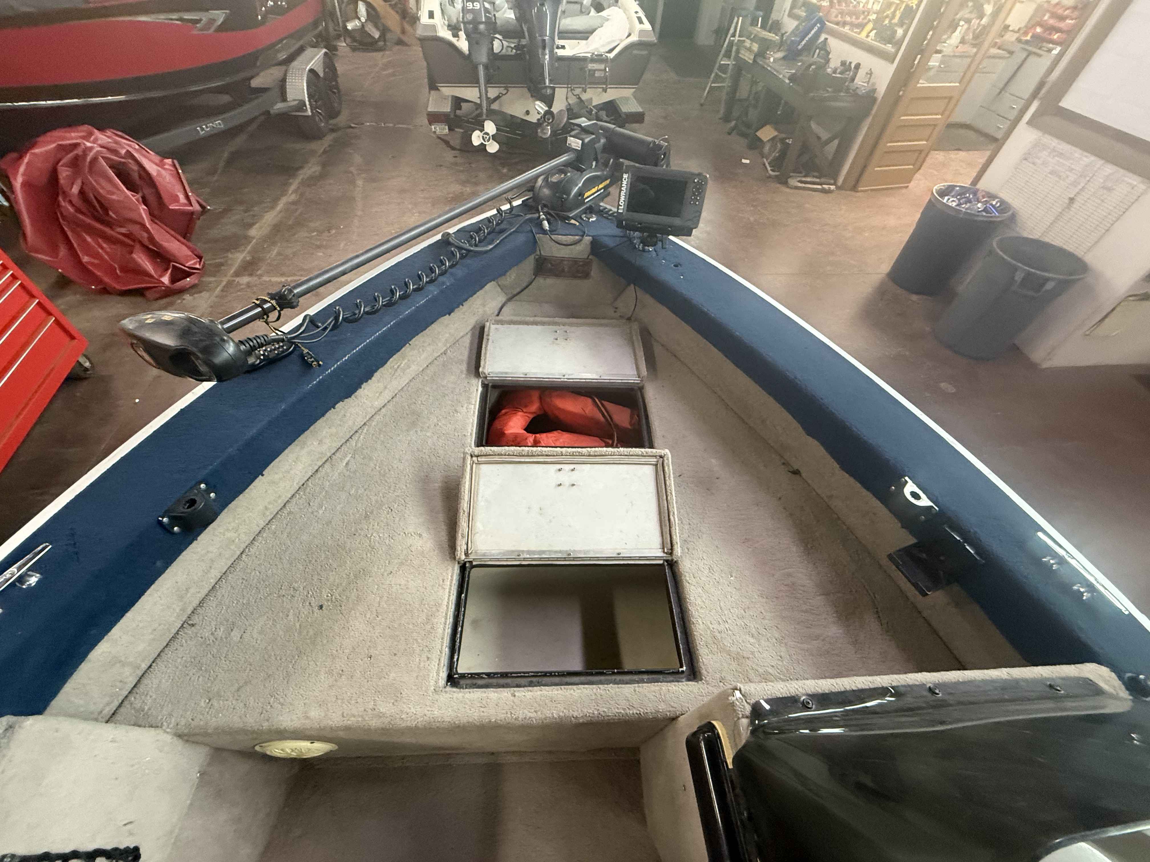 boat-carouselImage-image