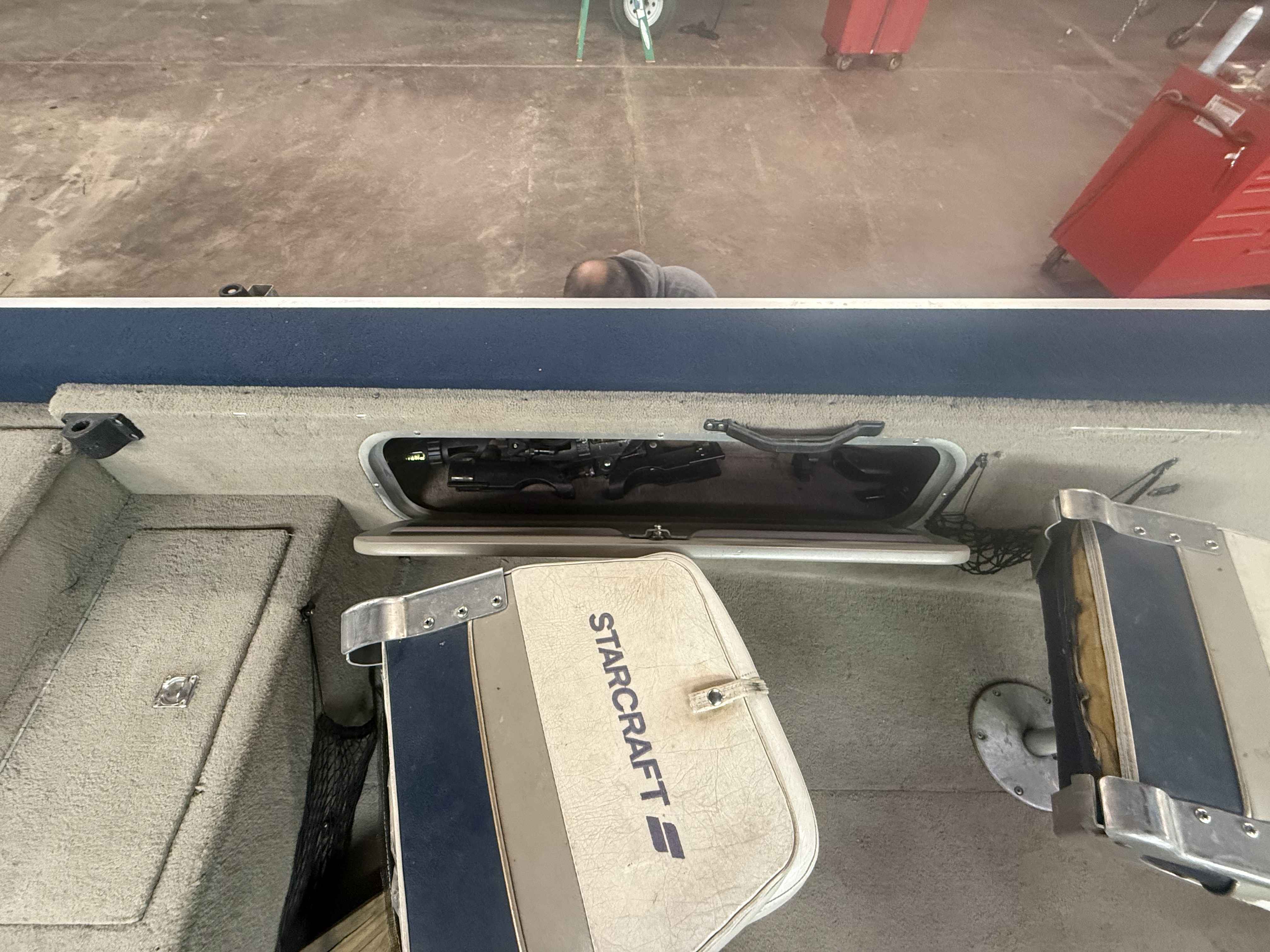 boat-carouselImage-image