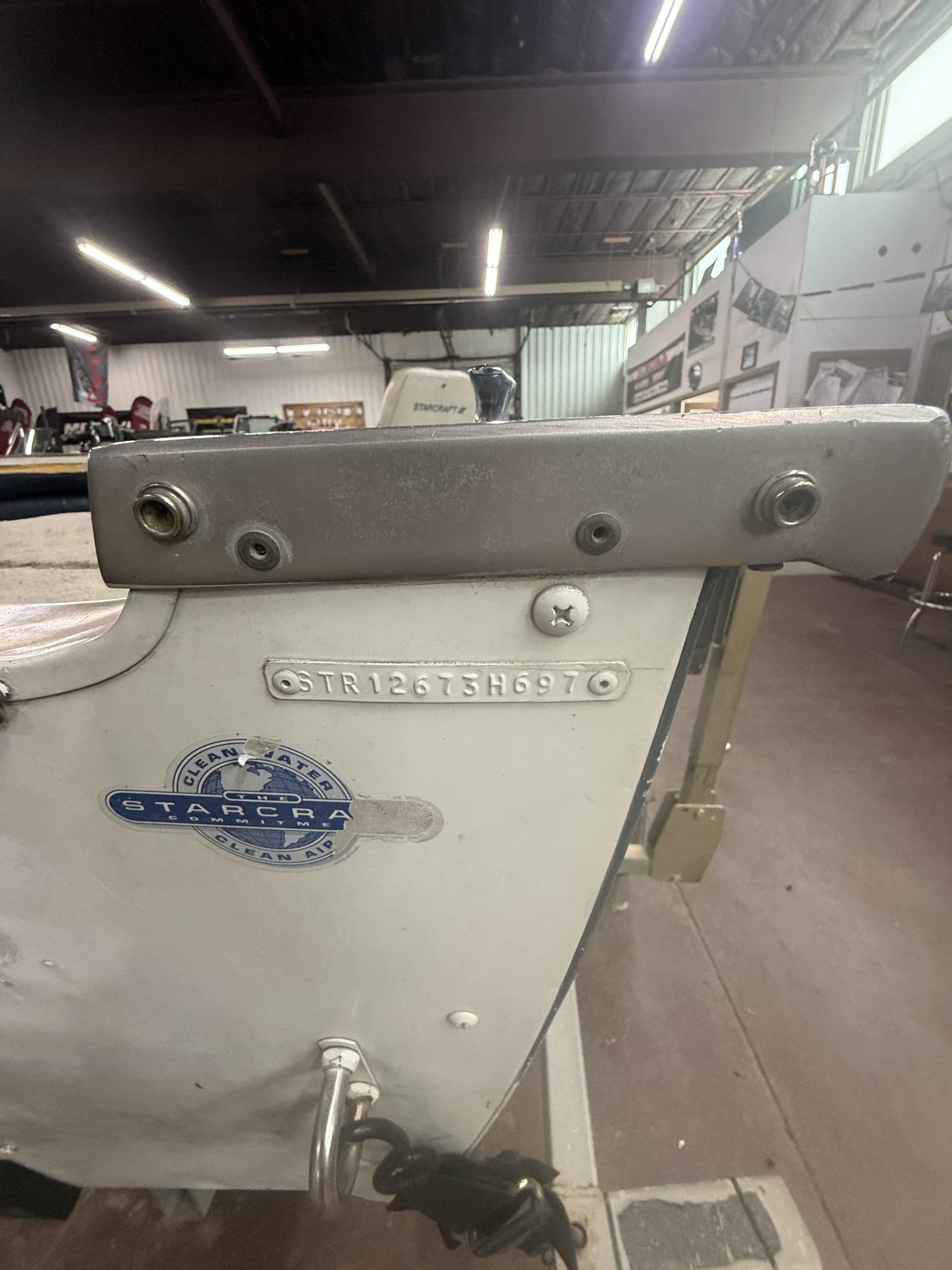 boat-carouselImage-image